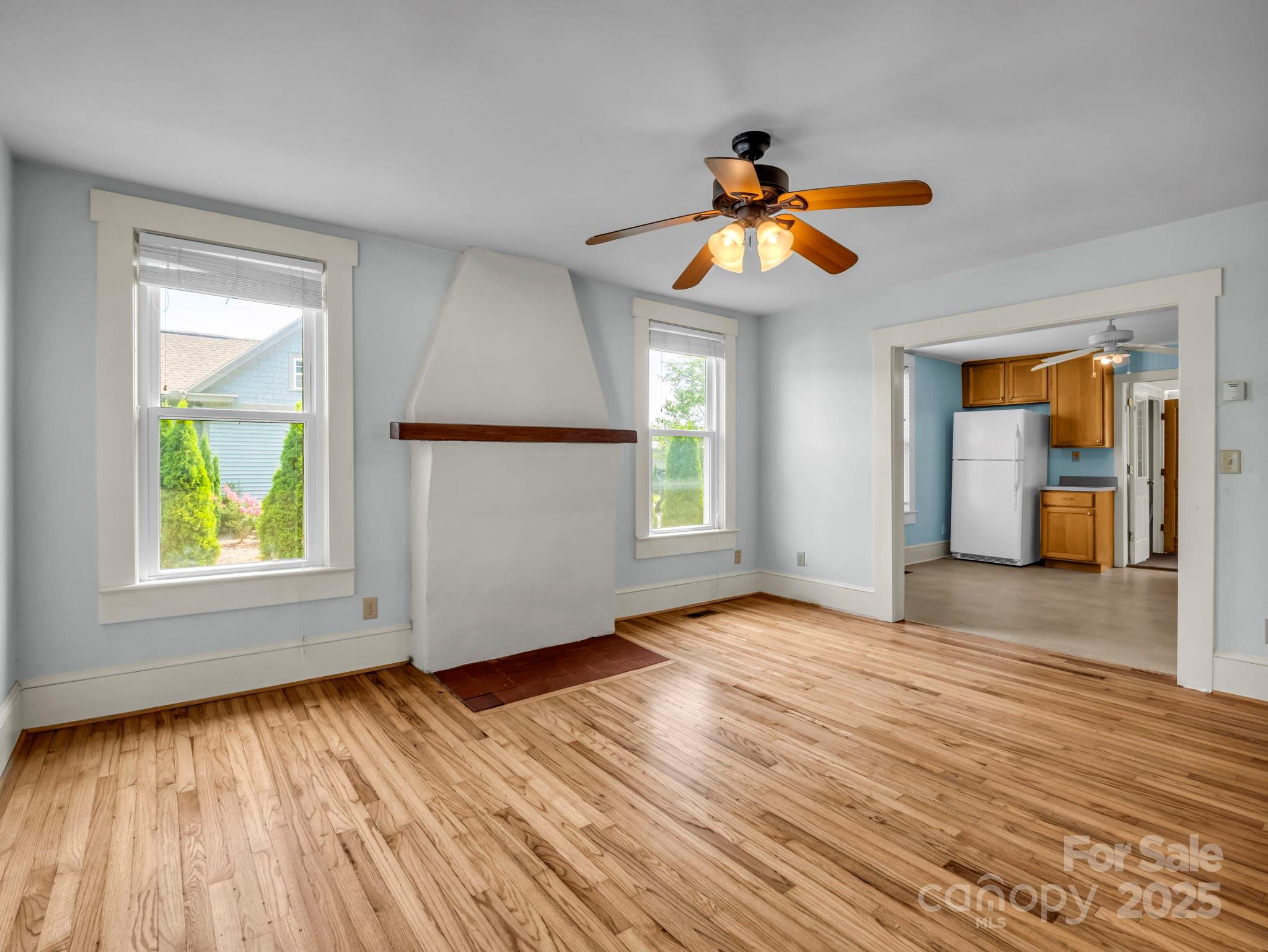 118 Railroad Avenue Property Photo 7