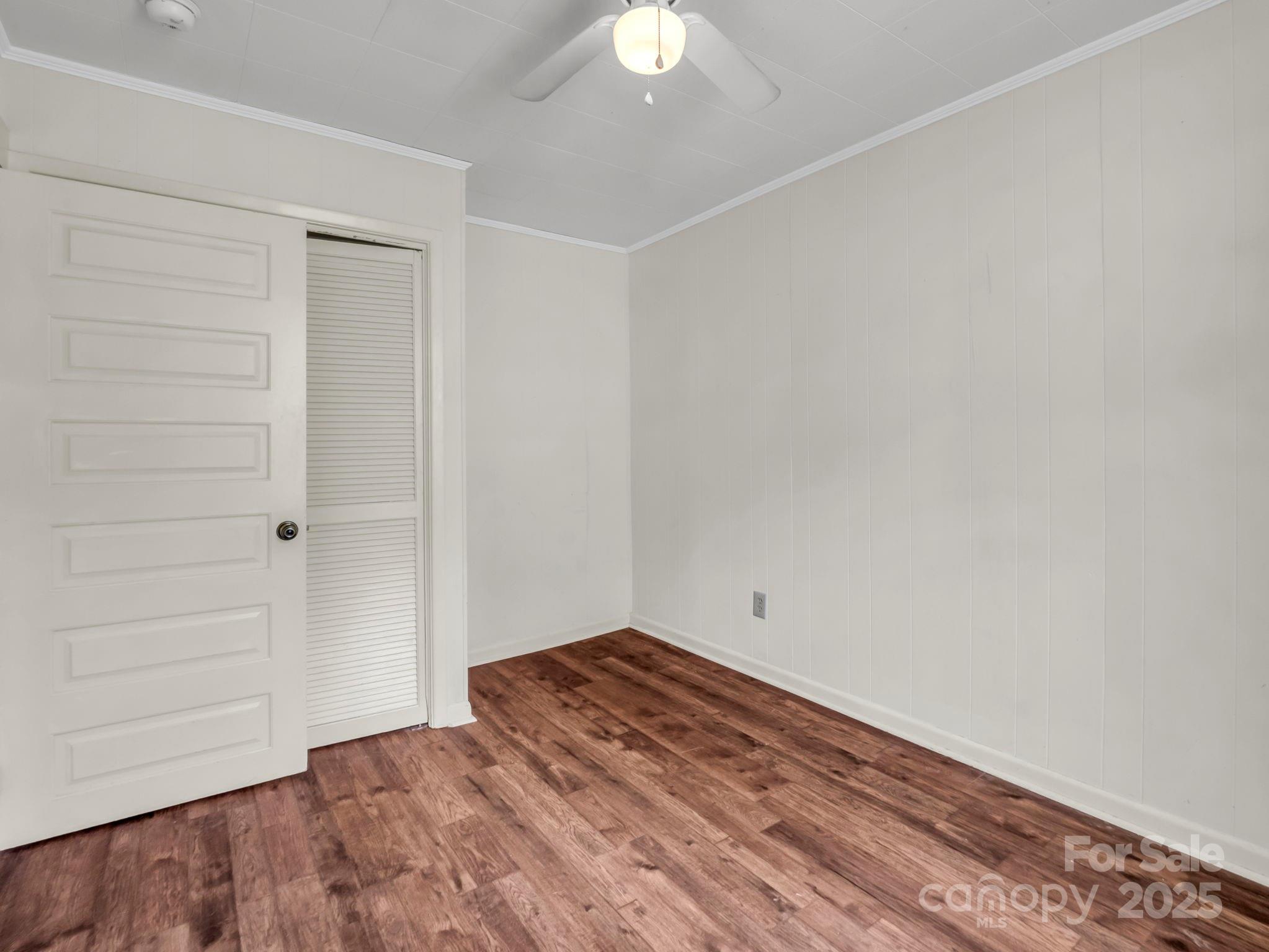 118 Railroad Avenue Property Photo 15