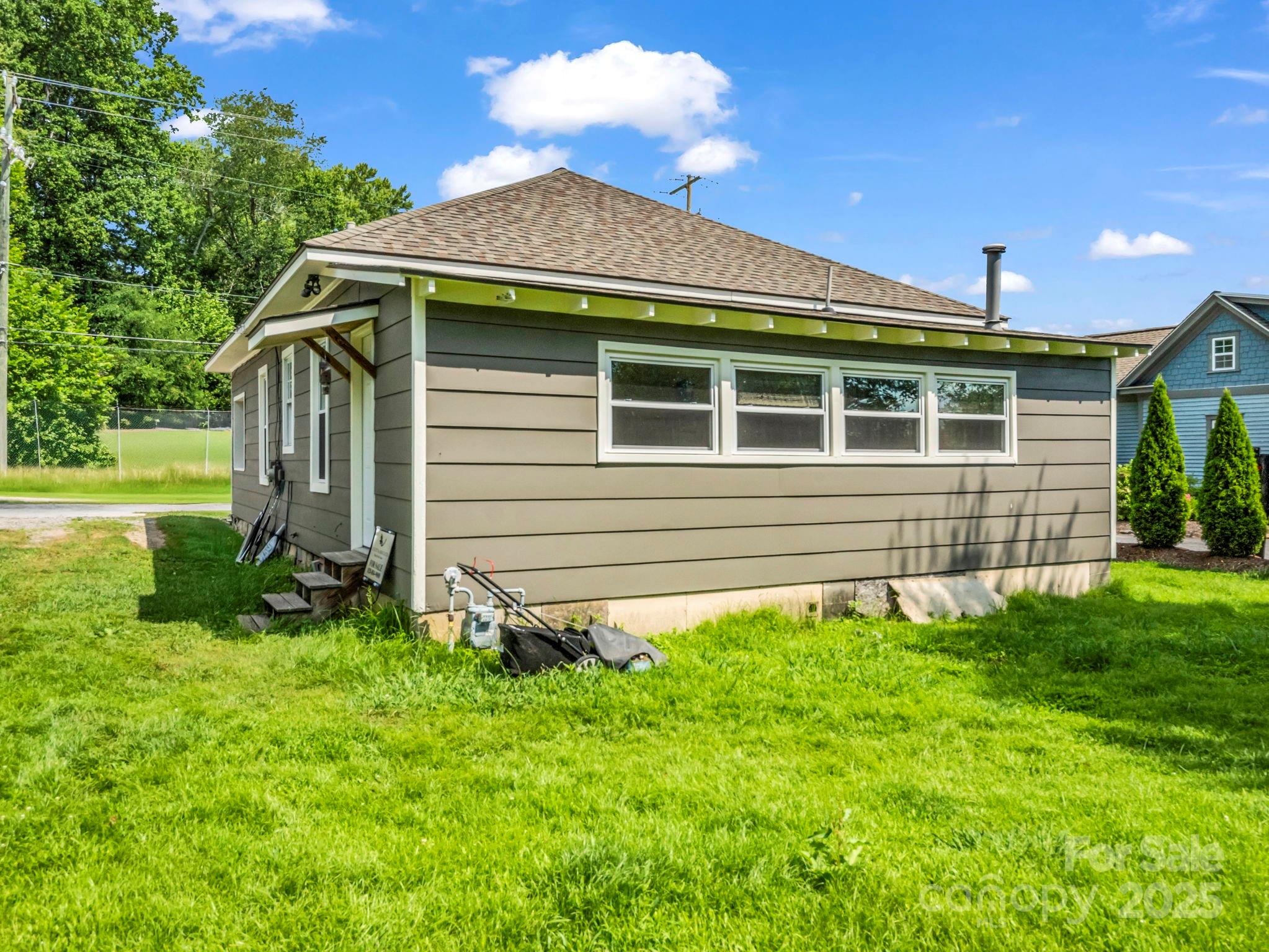 118 Railroad Avenue Property Photo 34