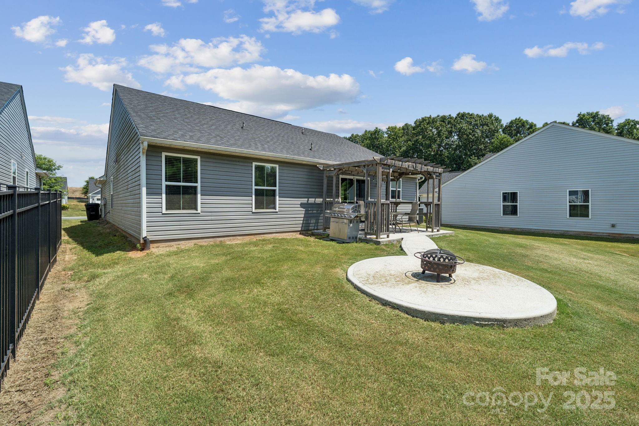 6013 Bellastead Drive Property Photo 28