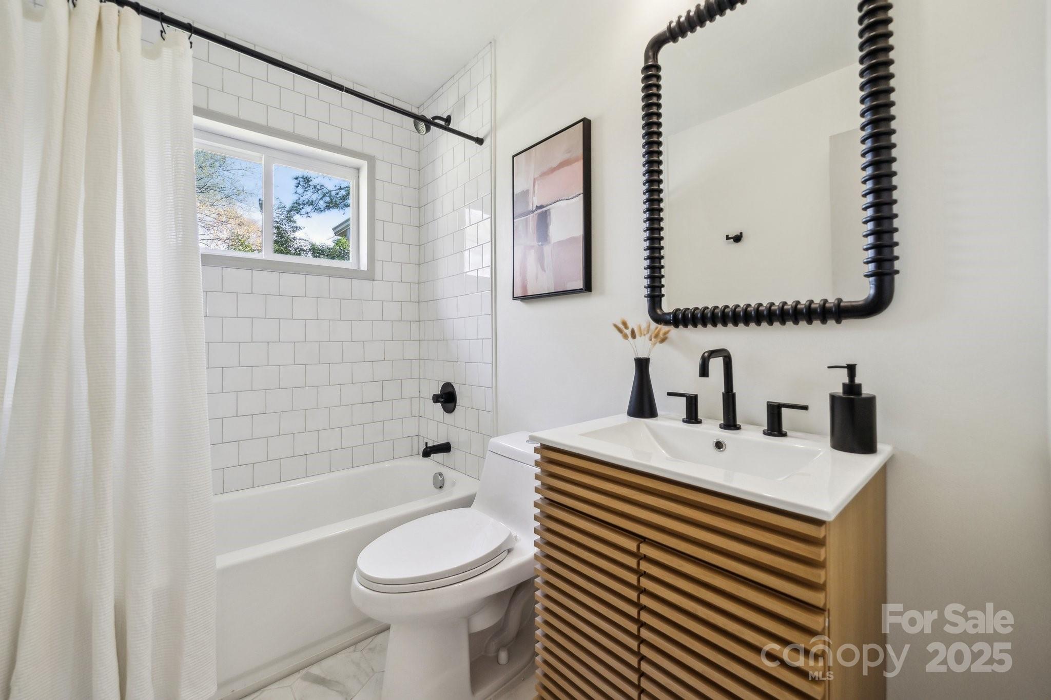 1749 Archdale Drive Property Photo 19