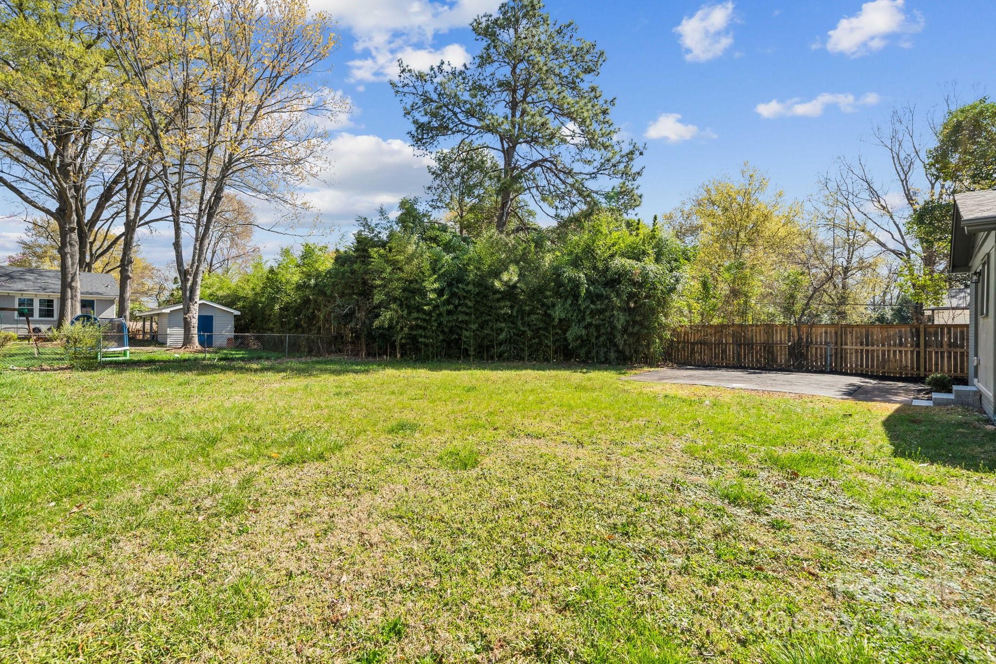 1749 Archdale Drive Property Photo 27