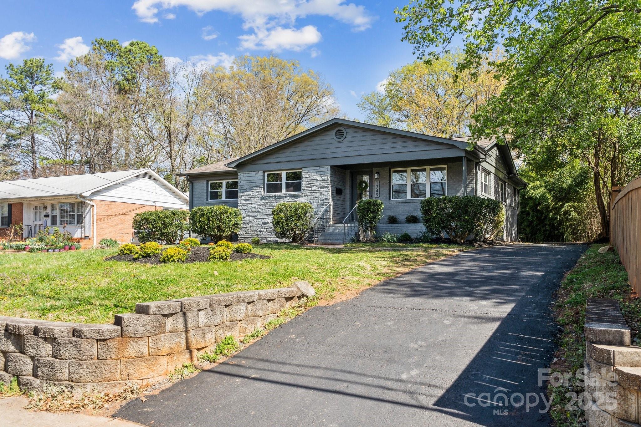 1749 Archdale Drive Property Photo 29