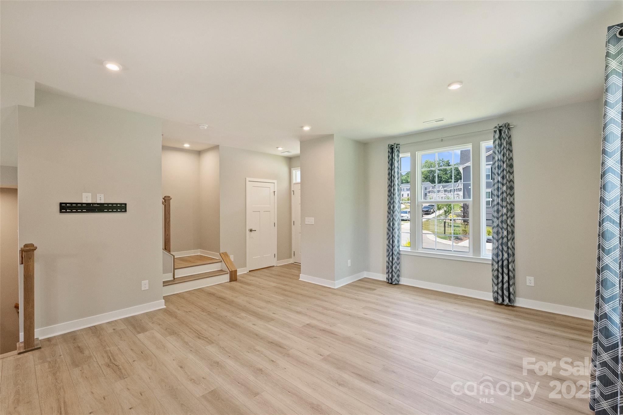 342 Cramerton Mills Parkway Property Photo 6