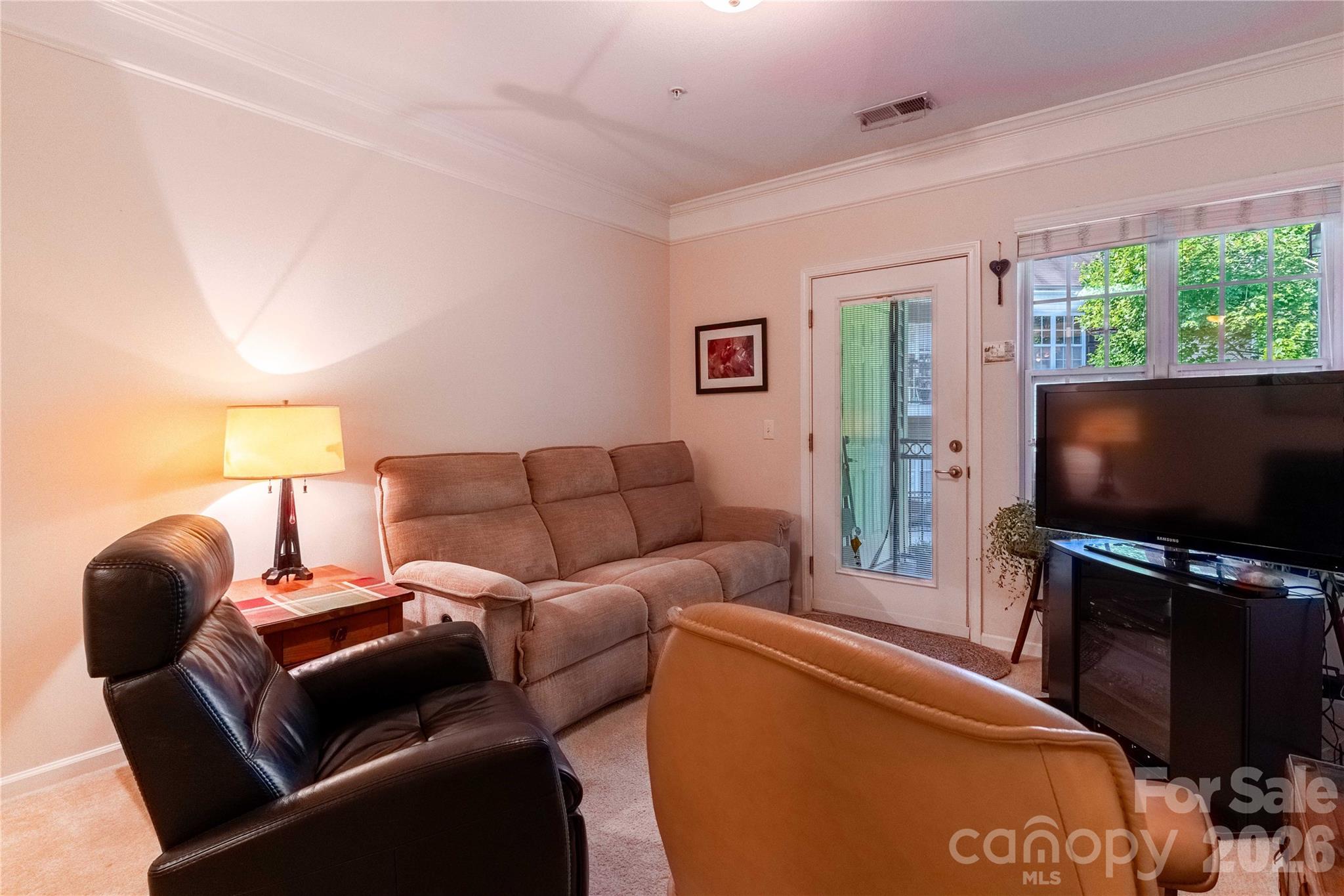332 Appeldoorn Circle Property Photo 9
