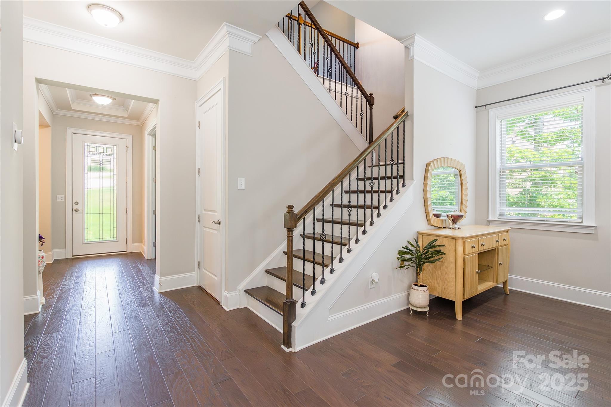 461 Swift Creek Cove Property Photo 3