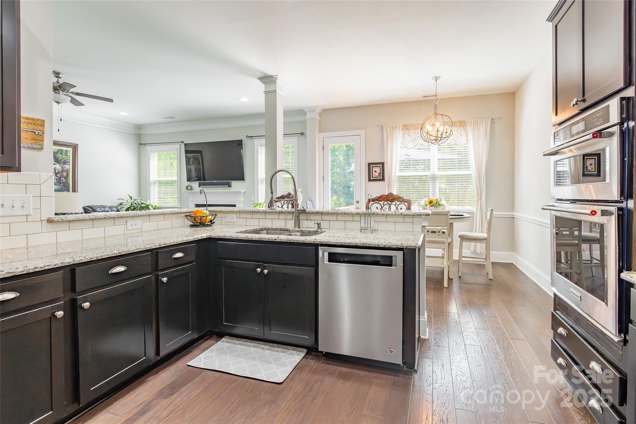 461 Swift Creek Cove Property Photo 7