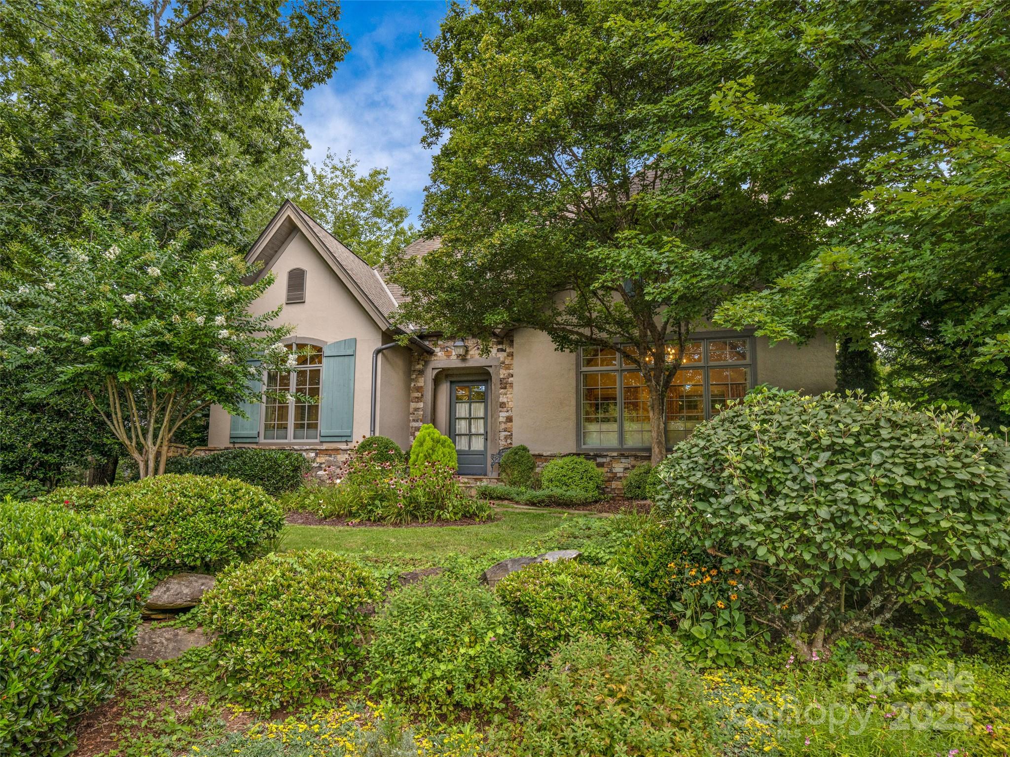 18 Mountain Orchid Way Property Photo 1