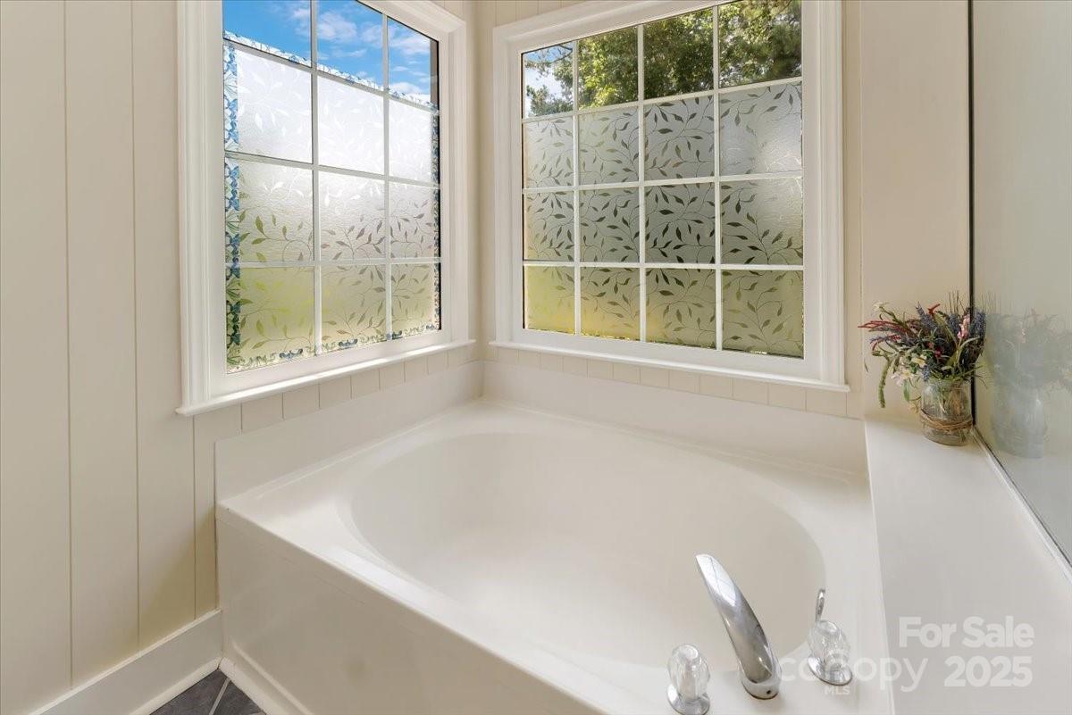 1524 Candlewyck Court Property Photo 38