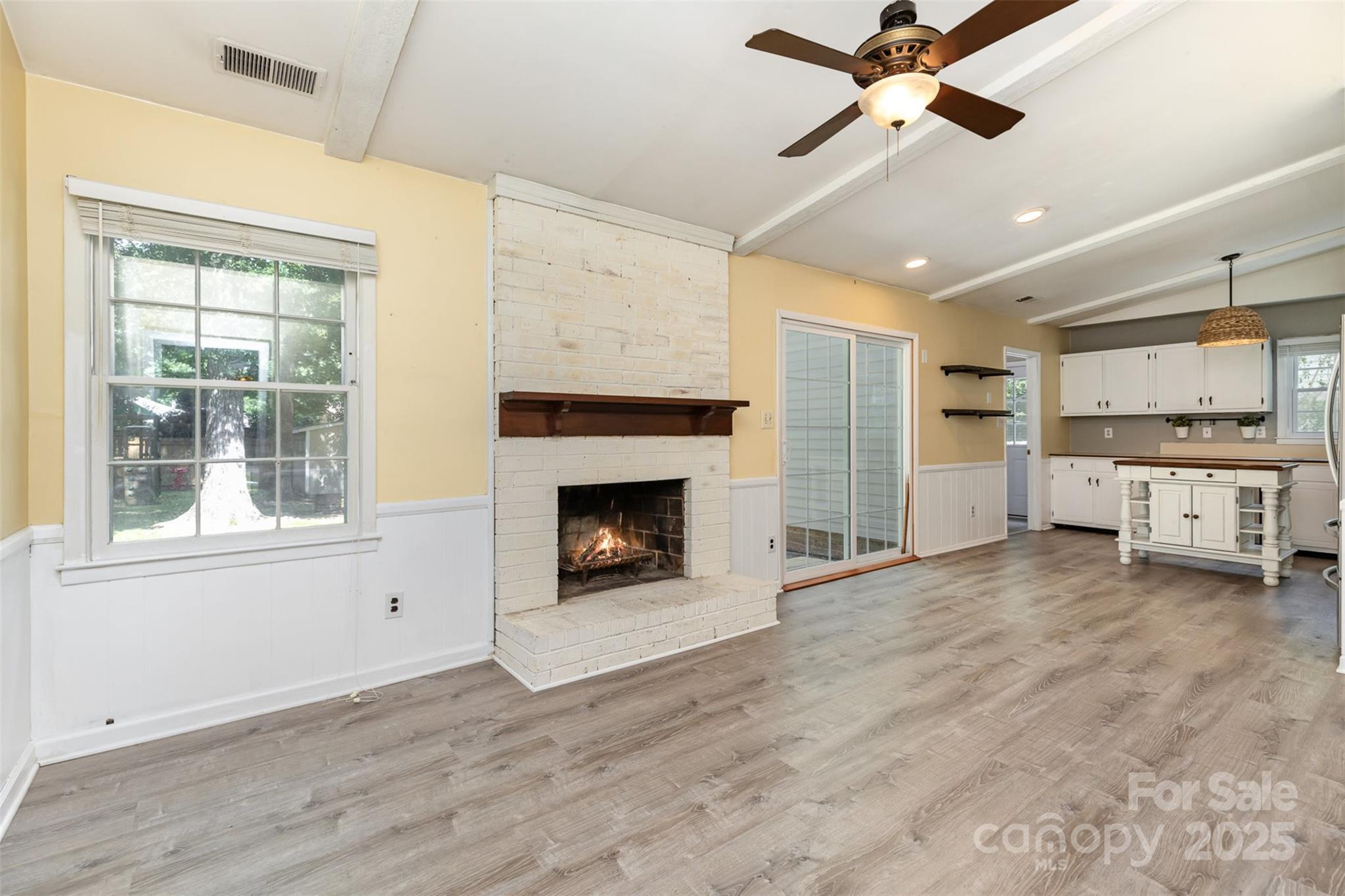 7017 Brookgreen Terrace Property Photo 9