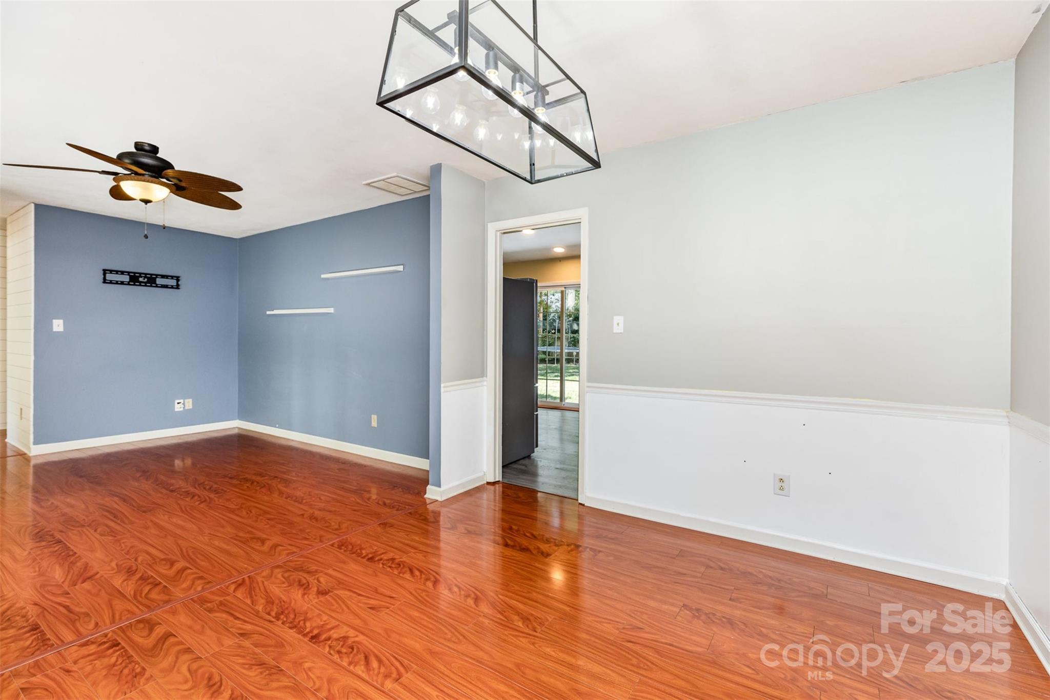 7017 Brookgreen Terrace Property Photo 12