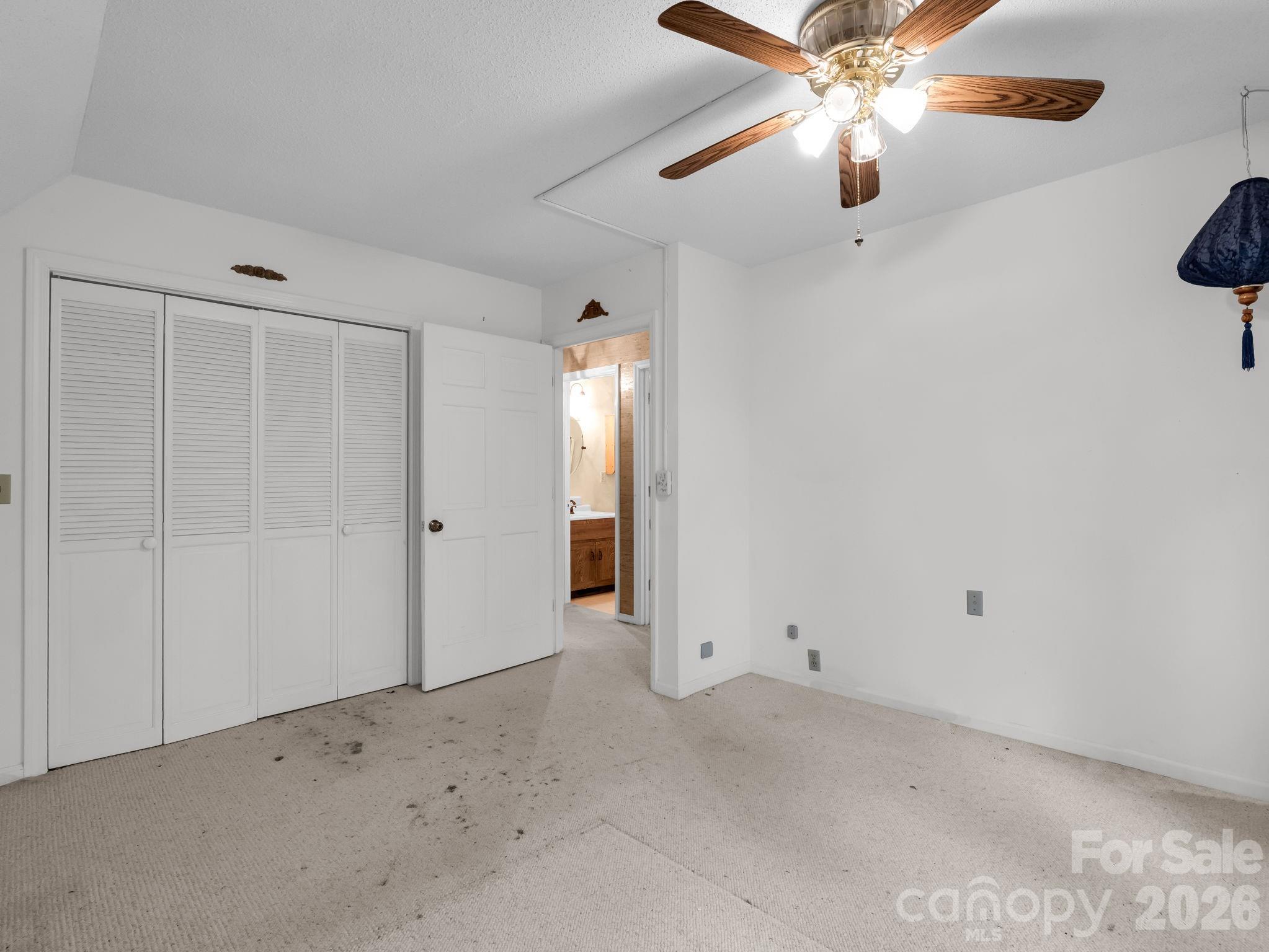 421 Chickadee Lane Property Photo 21