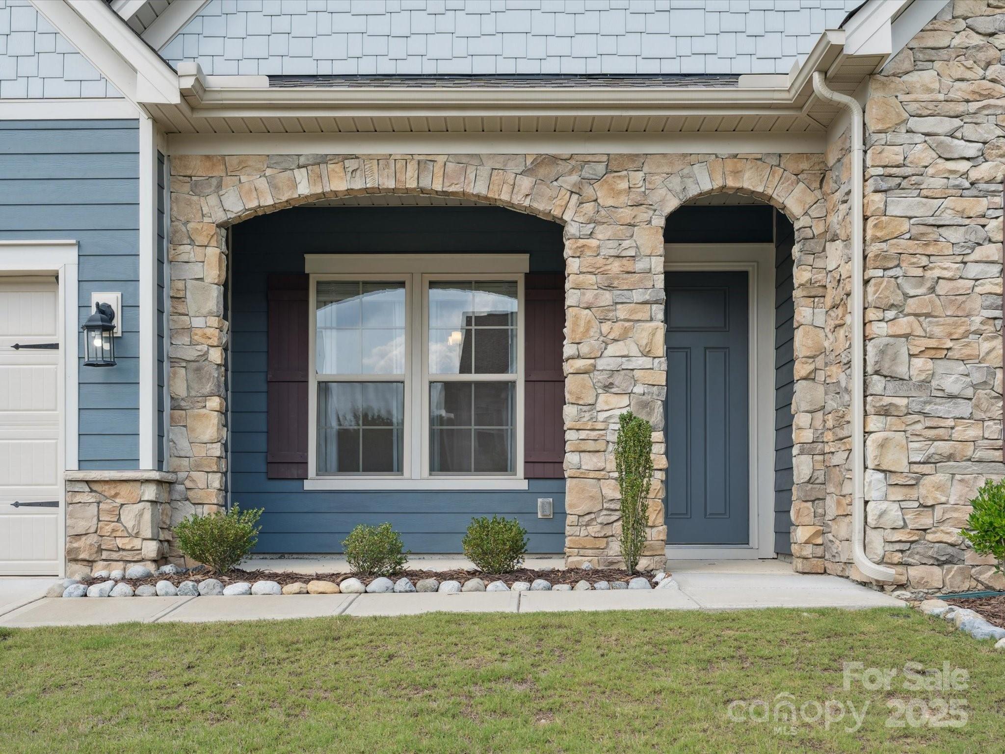 2270 Excalibur Drive Property Photo 2