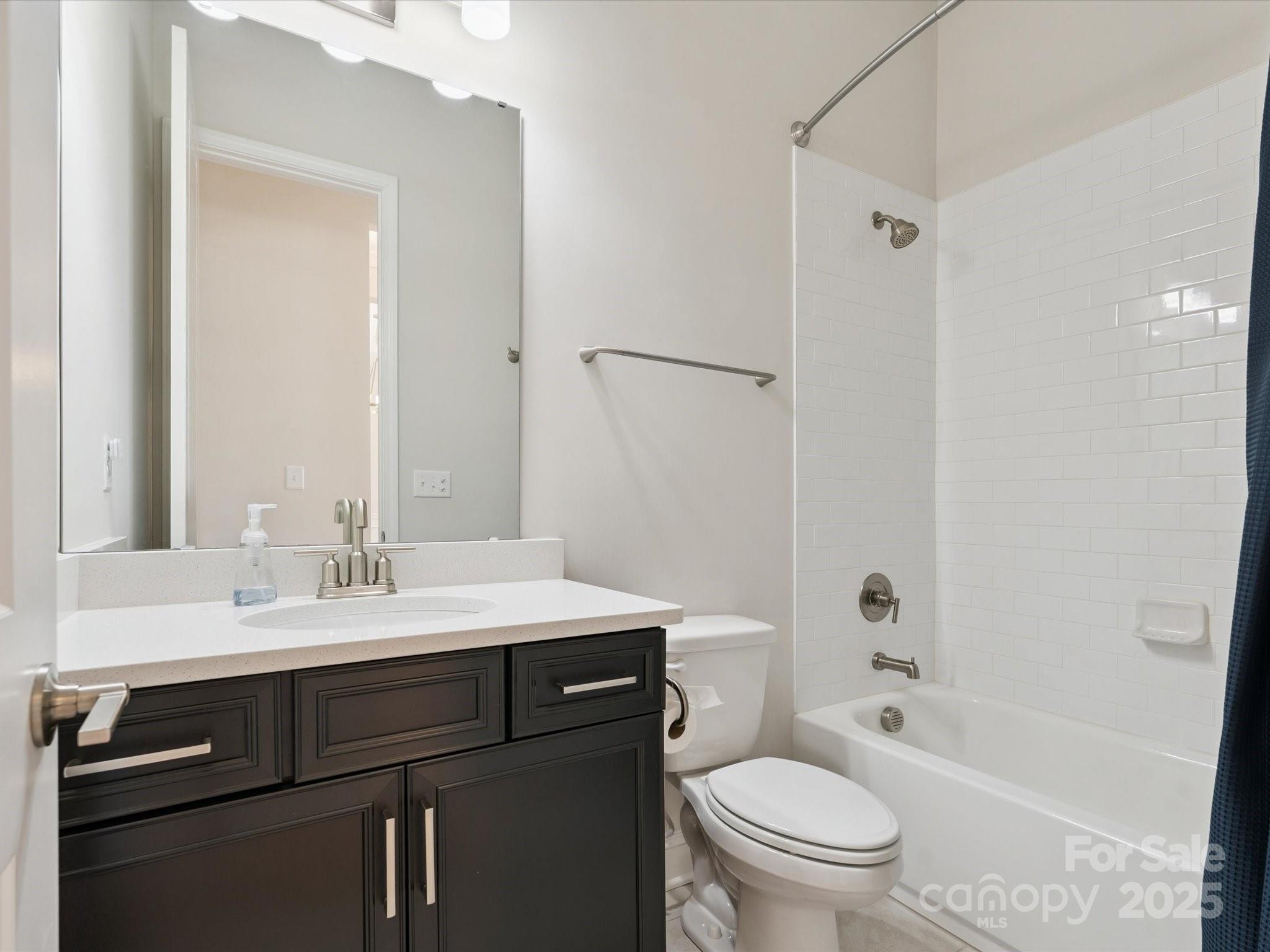 2270 Excalibur Drive Property Photo 6