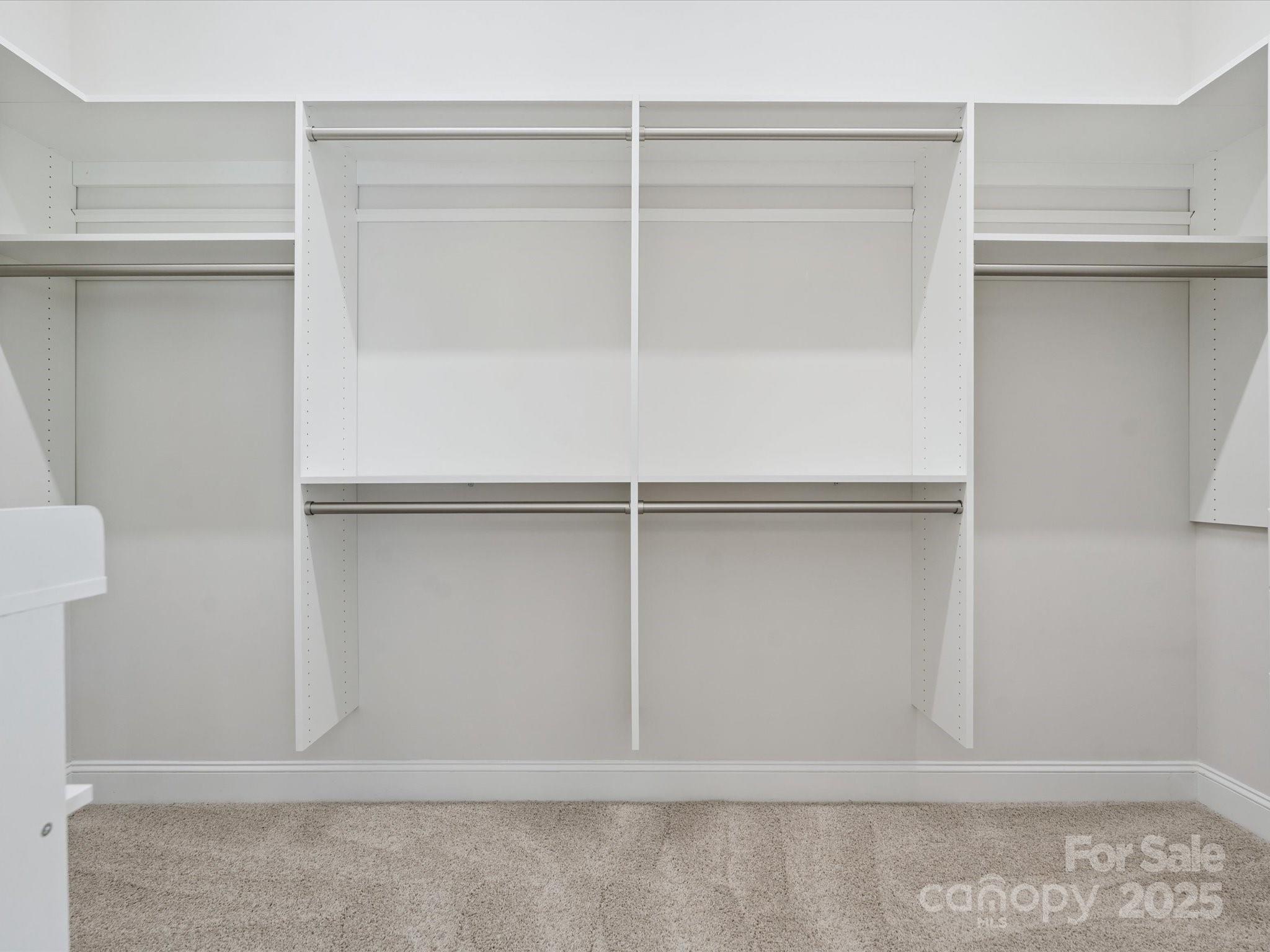 2270 Excalibur Drive Property Photo 21