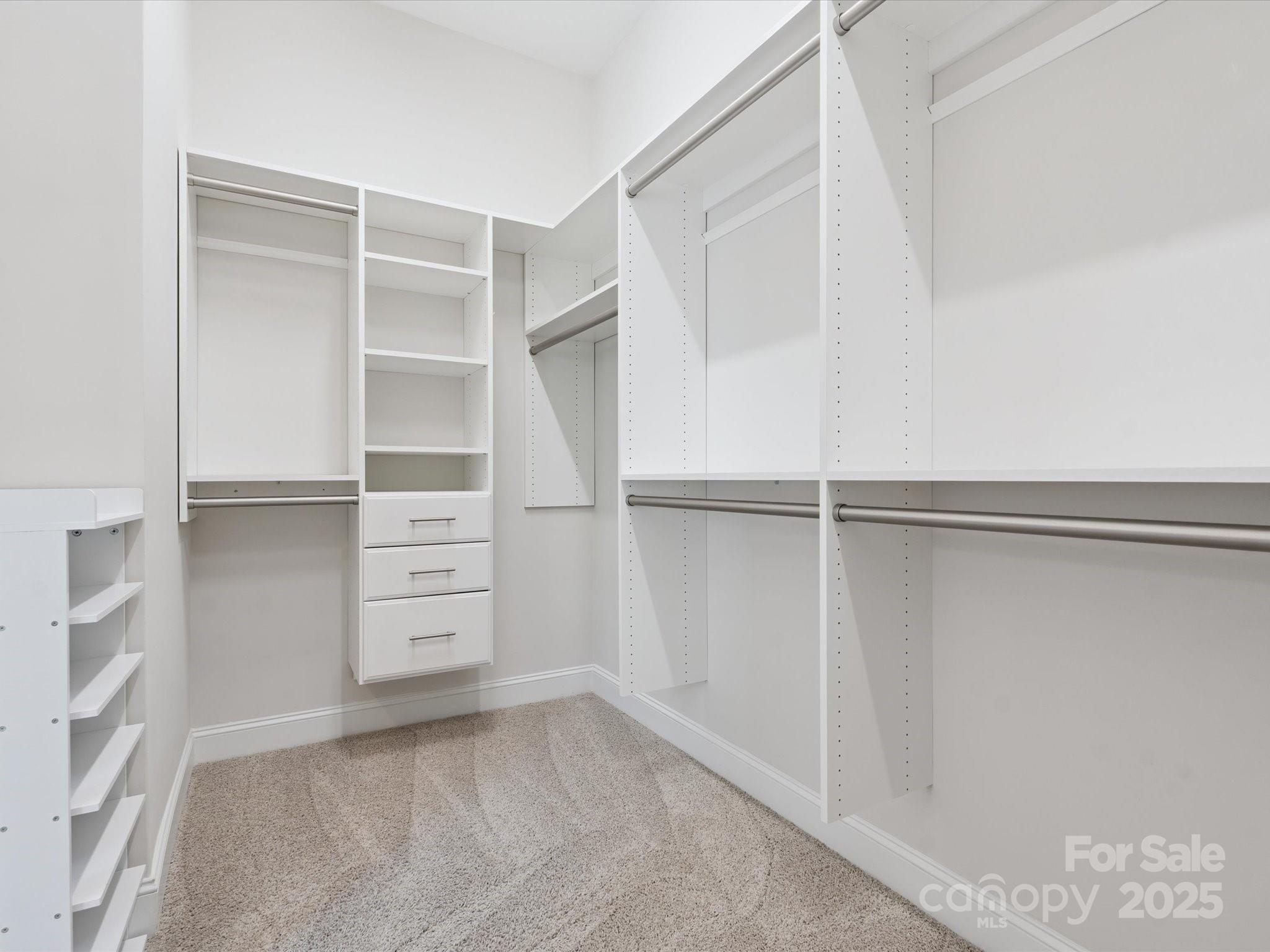 2270 Excalibur Drive Property Photo 22