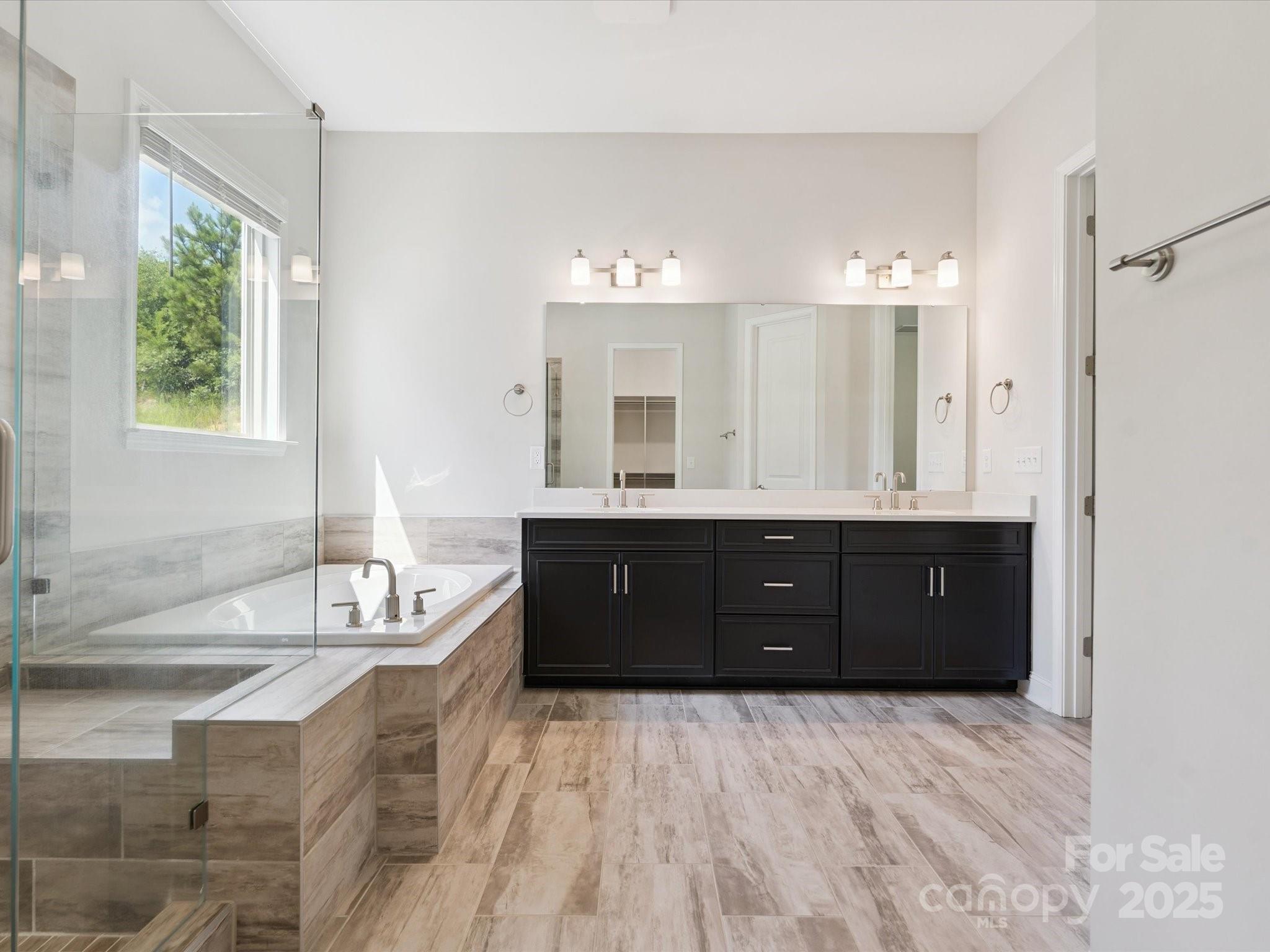 2270 Excalibur Drive Property Photo 23