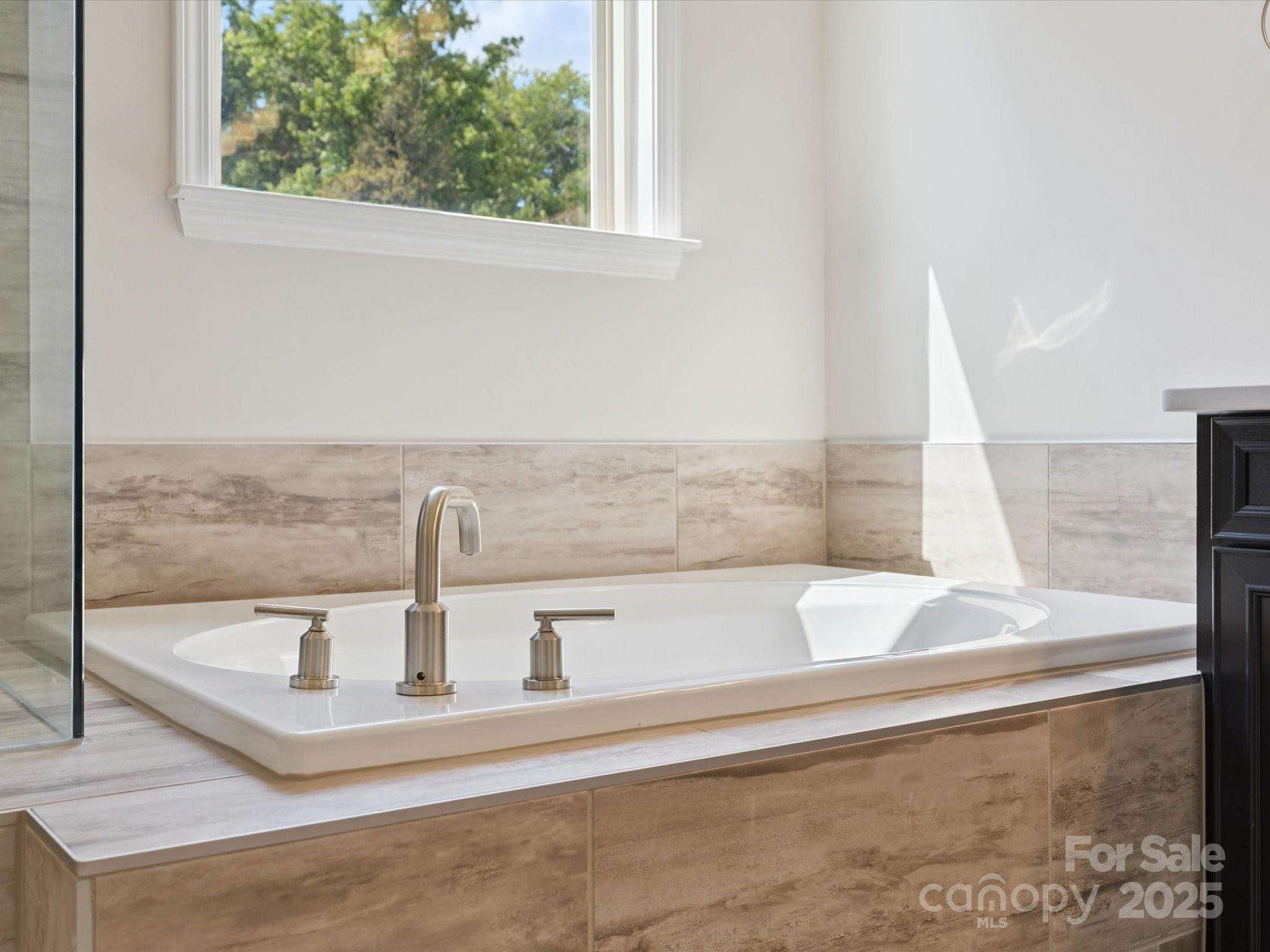 2270 Excalibur Drive Property Photo 25