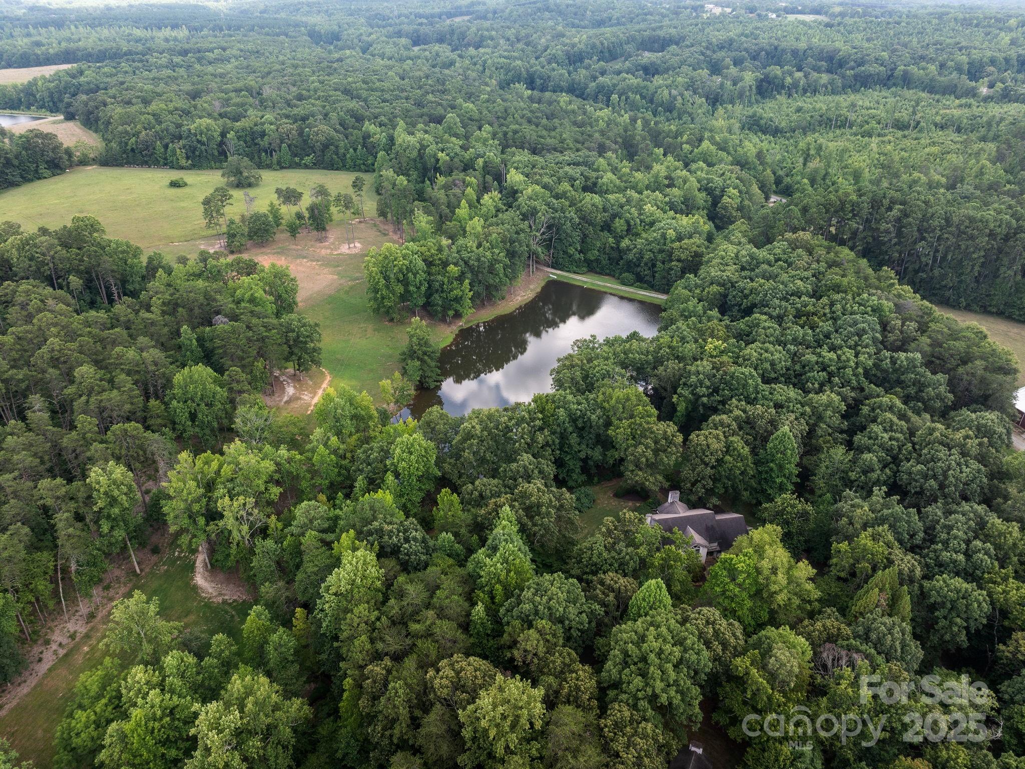 1360 Skunk Hollow Road Property Photo