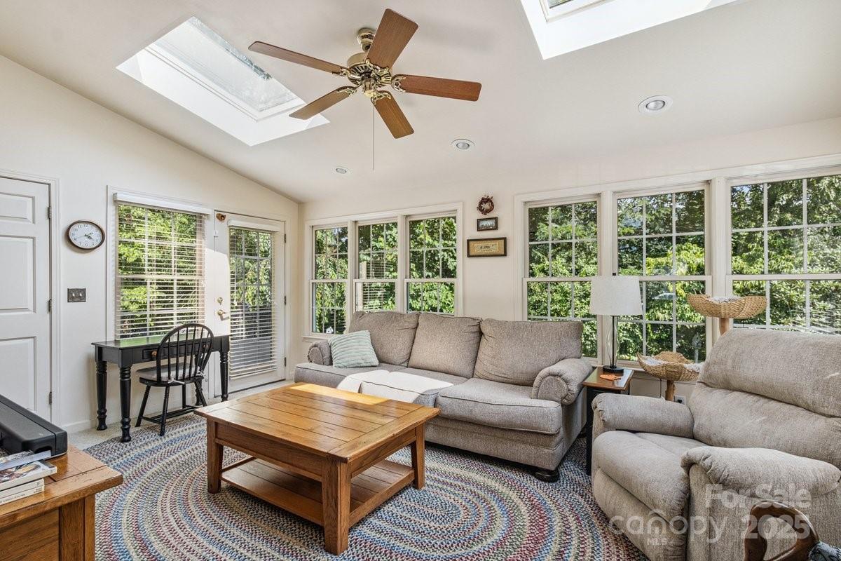 2 Westminster Drive Property Photo 2
