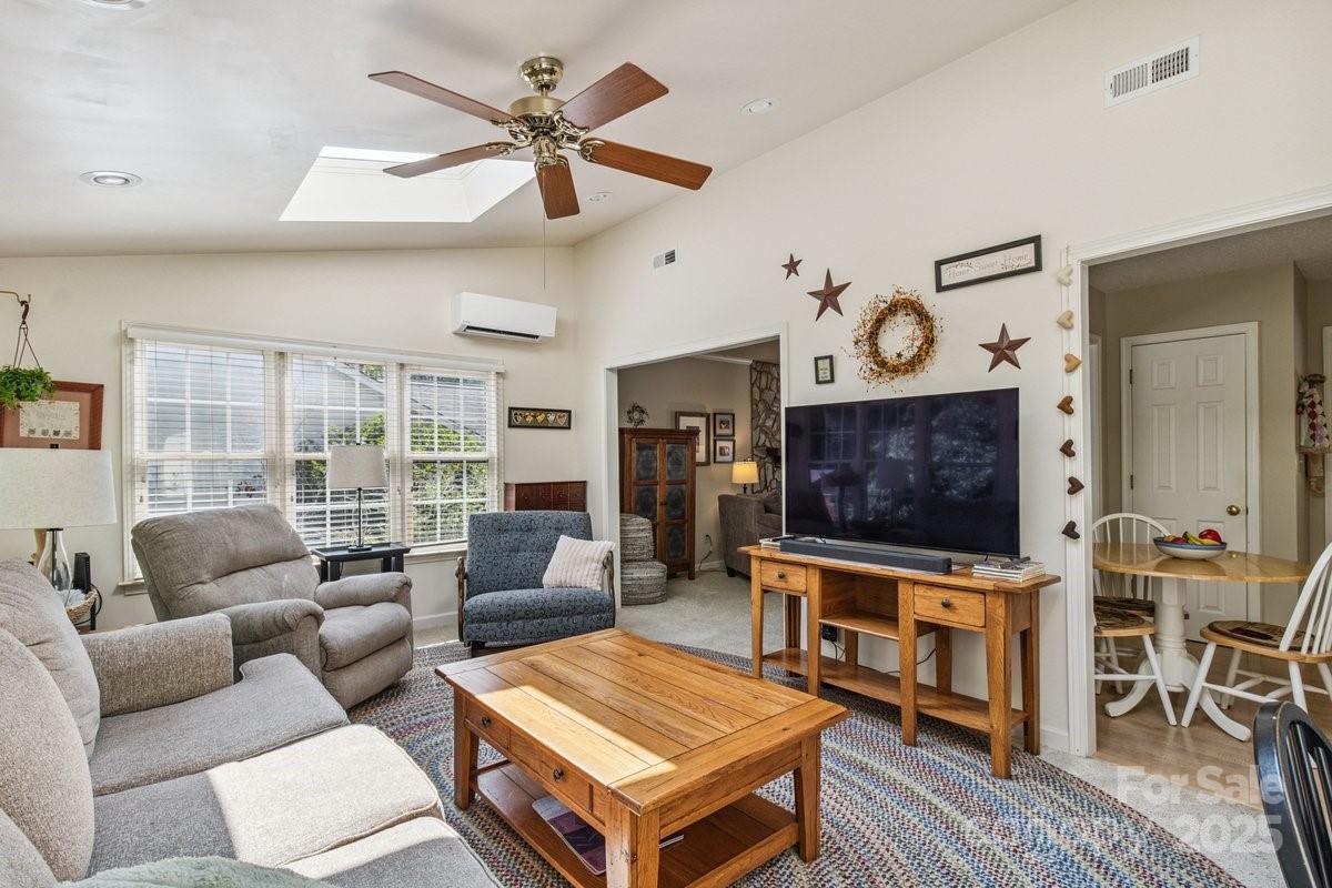 2 Westminster Drive Property Photo 5