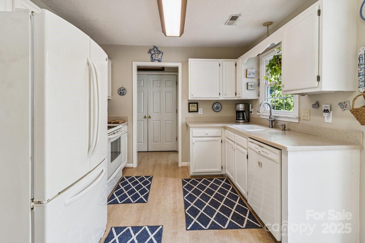 2 Westminster Drive Property Photo 13