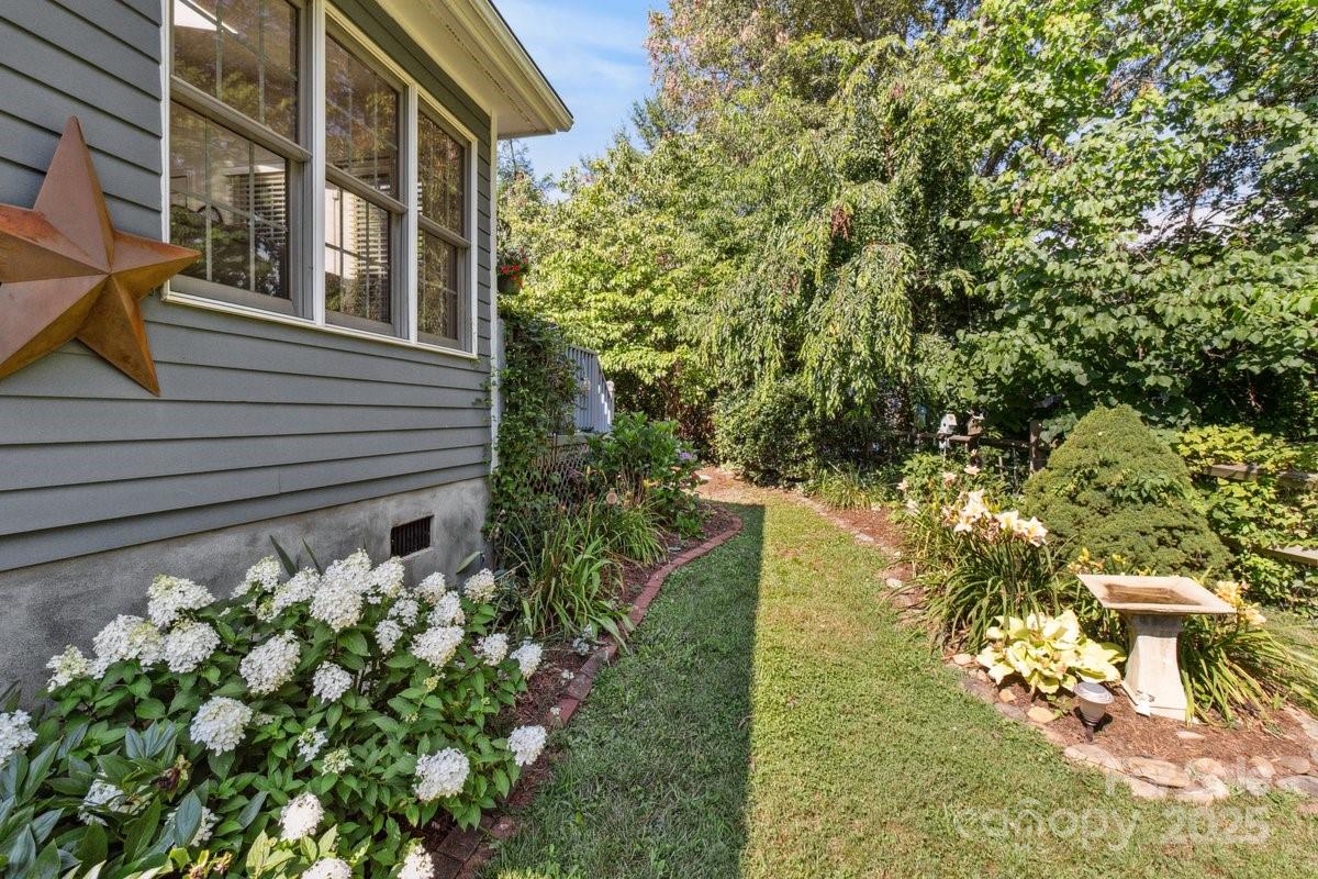 2 Westminster Drive Property Photo 33