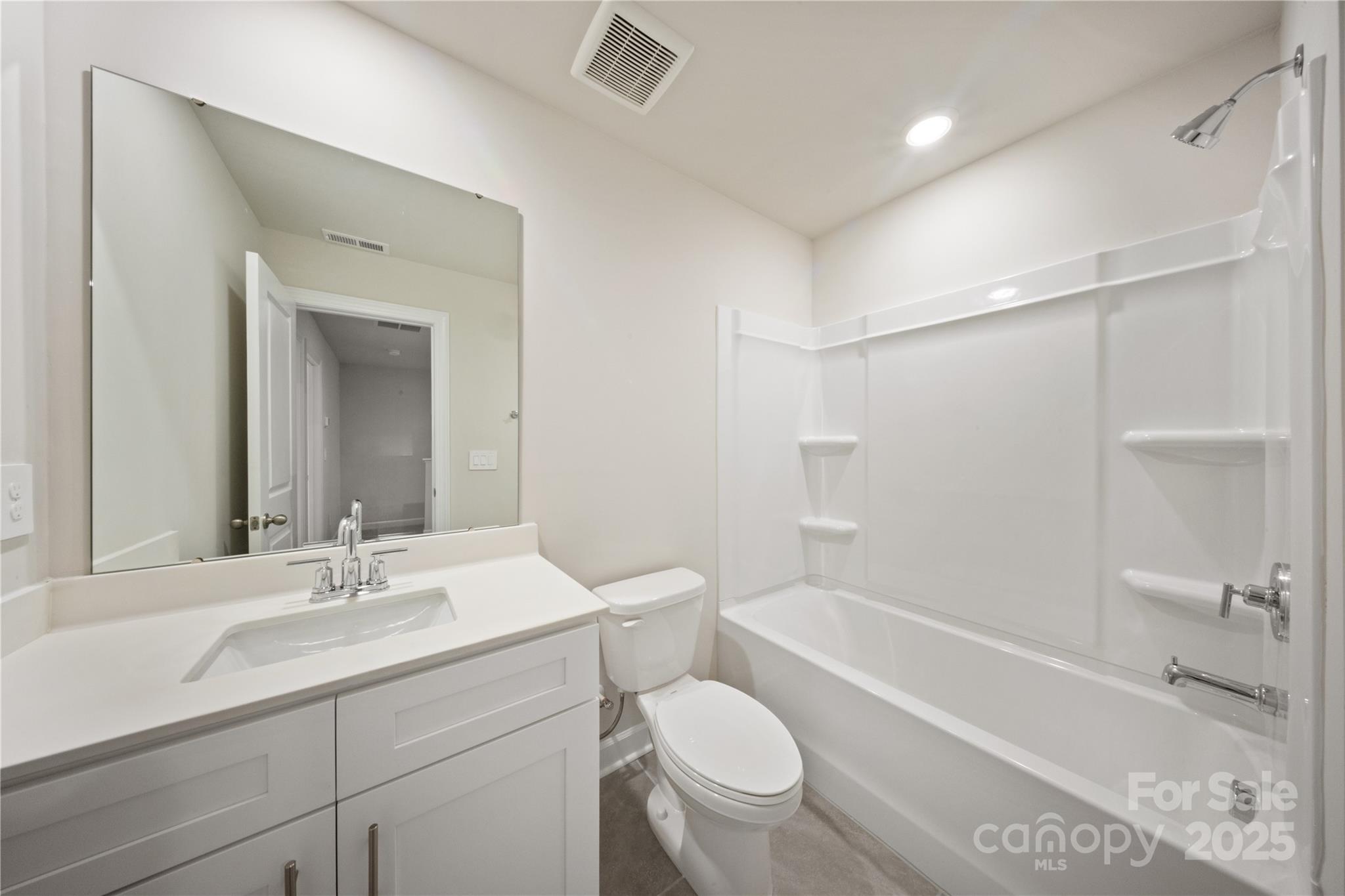 1710 Braemar Village Drive Property Photo 7