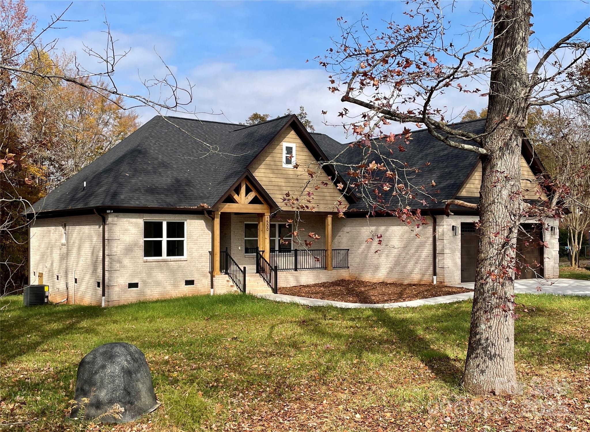 1500 Crowders Creek Road Property Photo 2