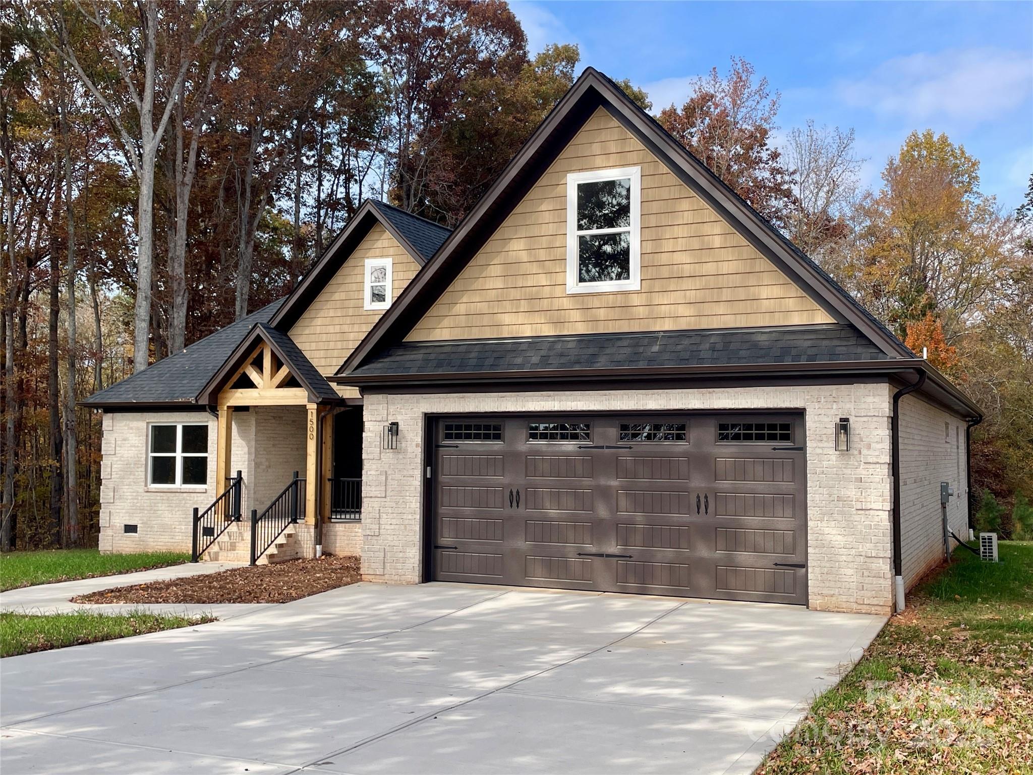 1500 Crowders Creek Road Property Photo 3