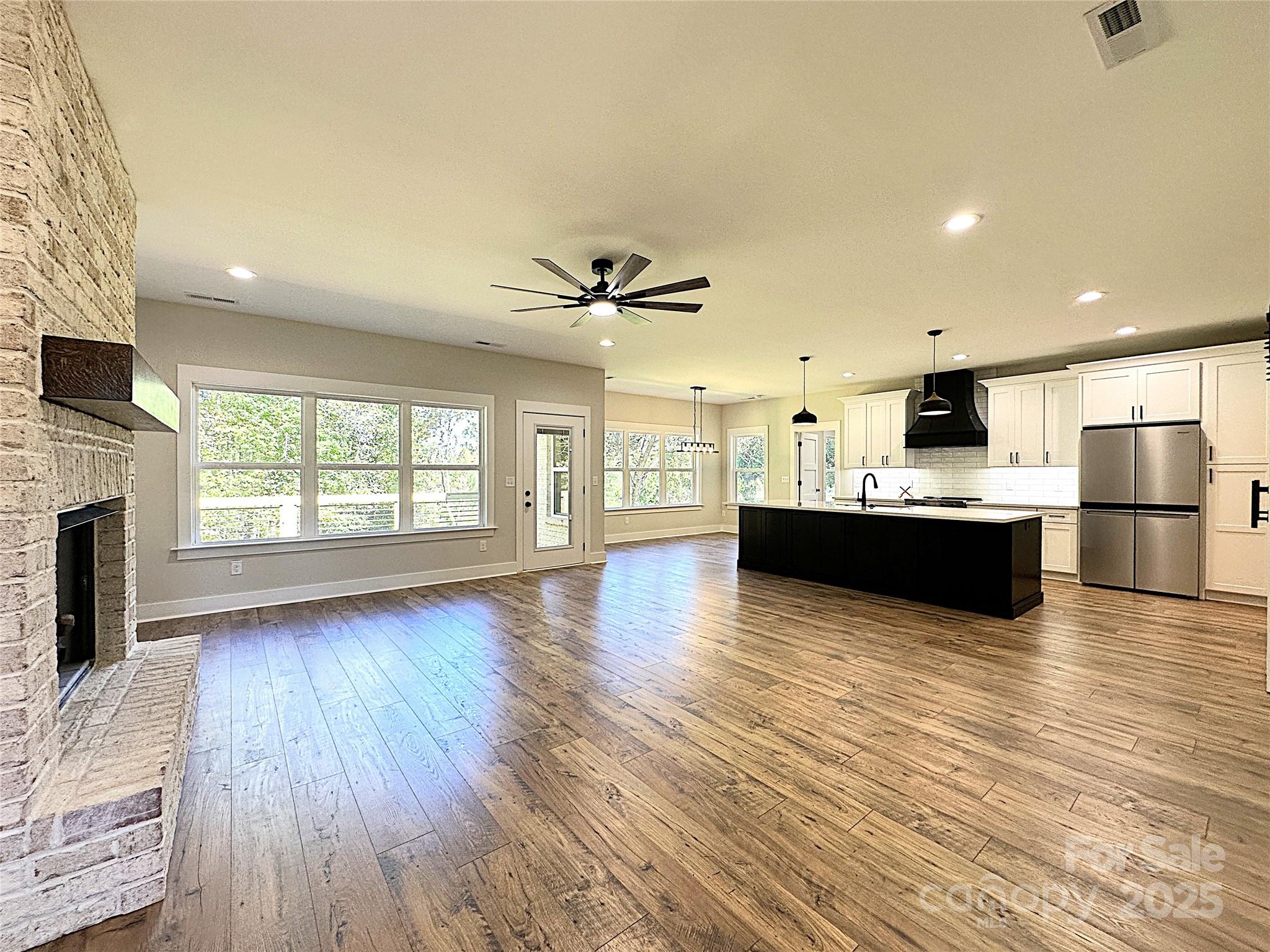 1500 Crowders Creek Road Property Photo 9