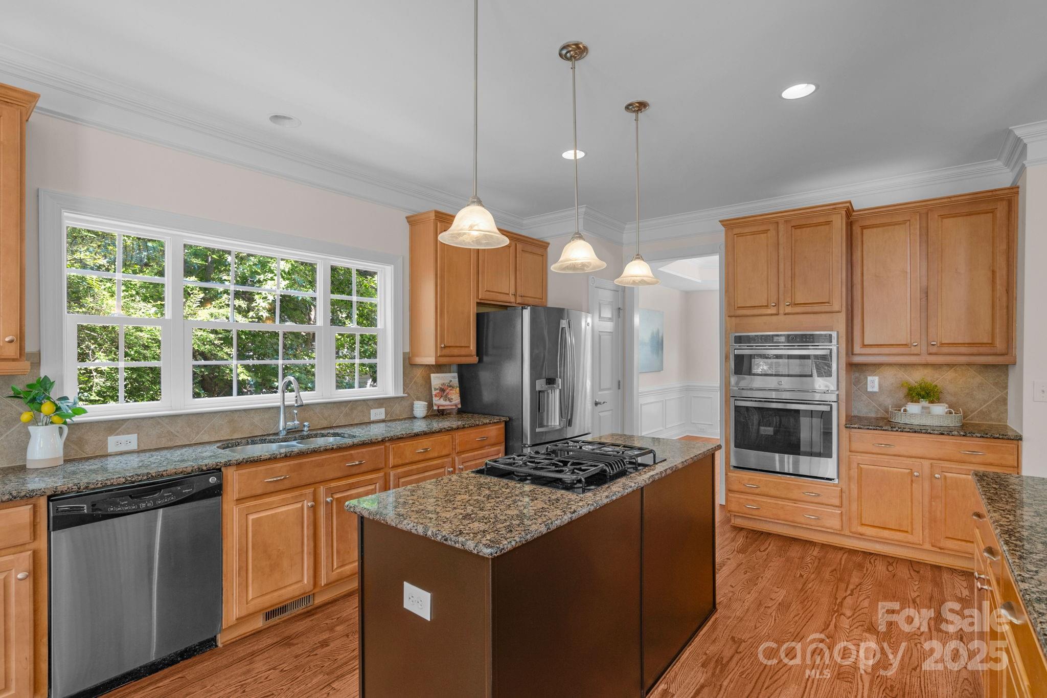 8606 Gresham Drive Property Photo 17
