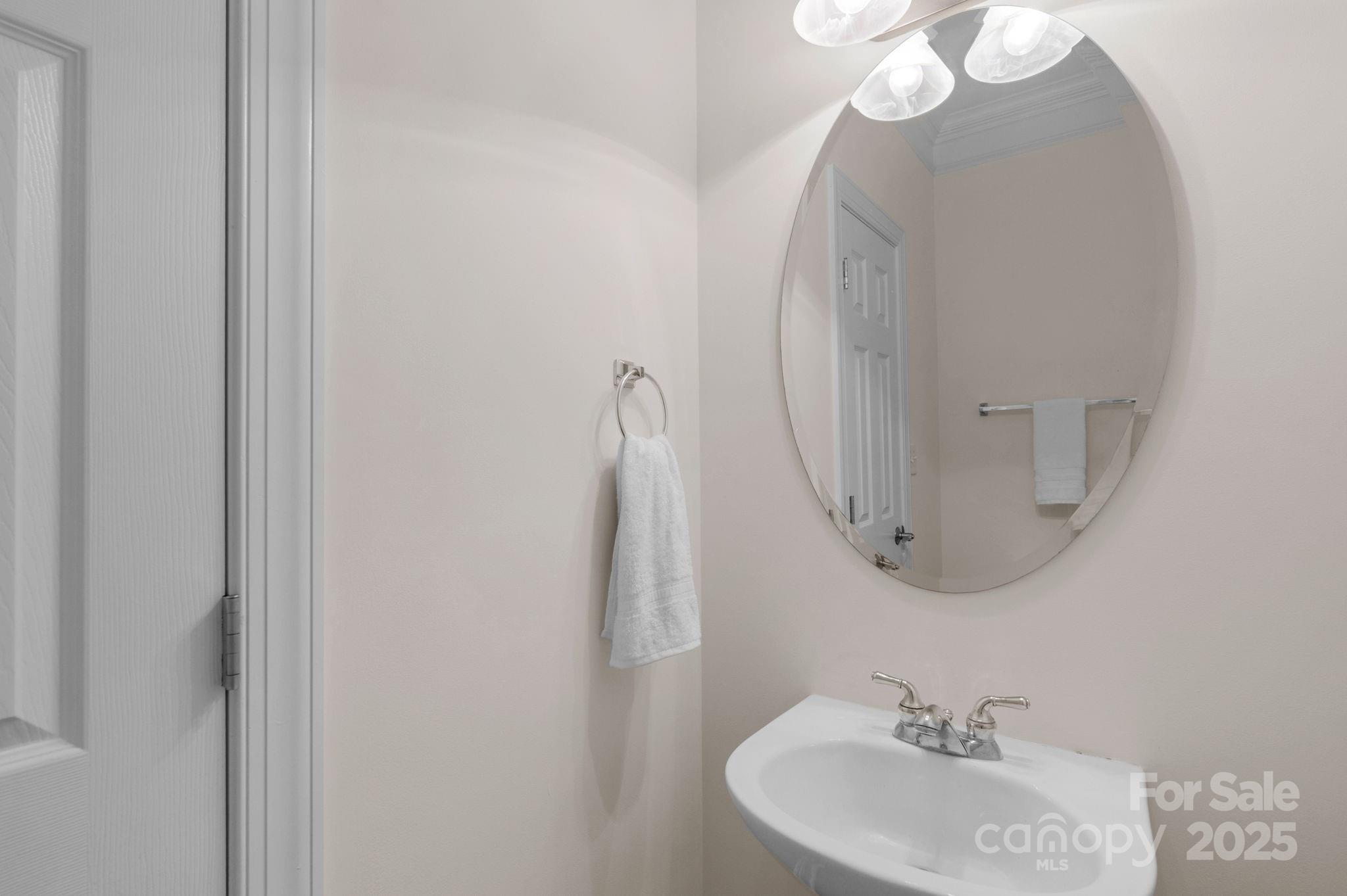 8606 Gresham Drive Property Photo 18