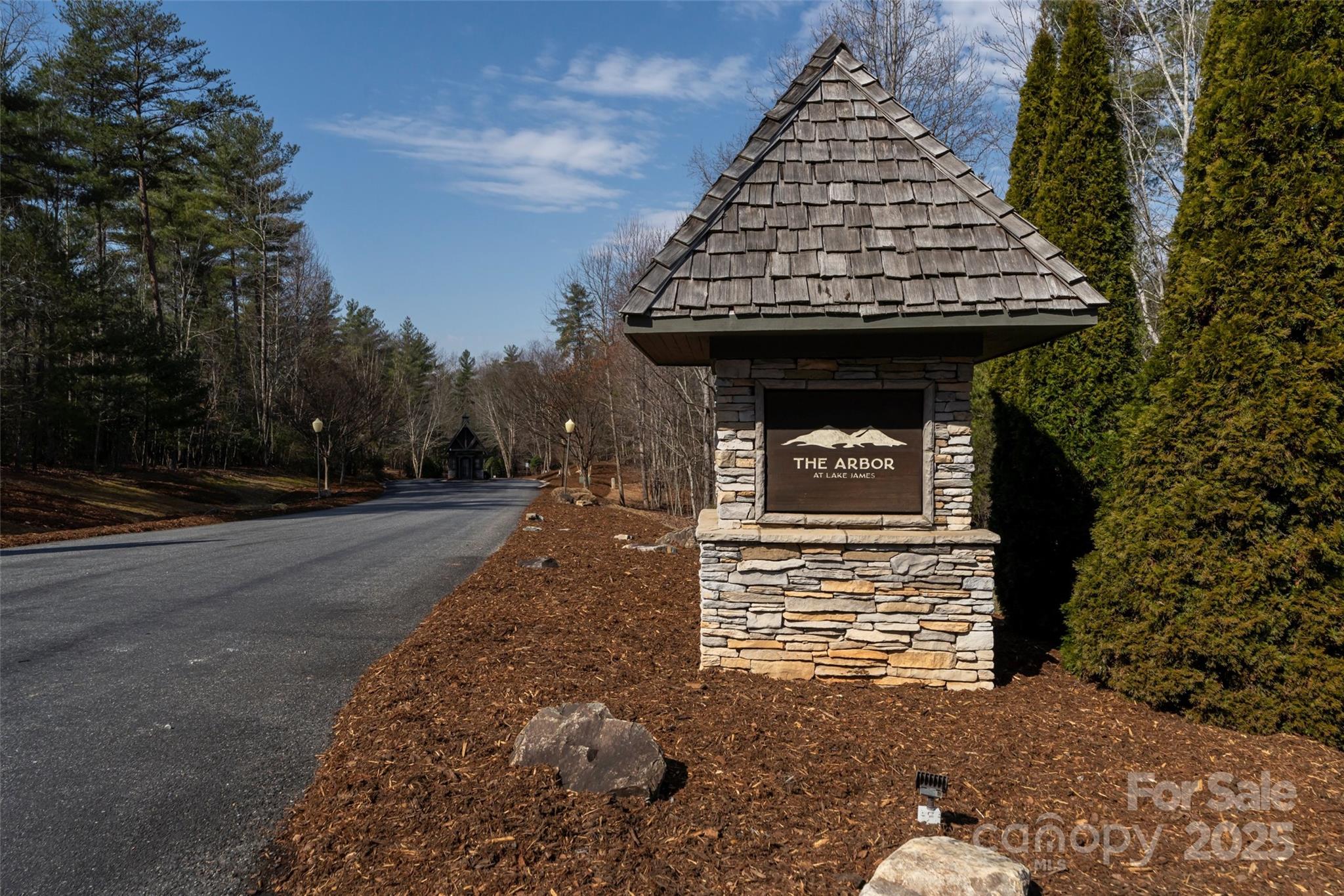 285 High Trail Drive 48-11 Property Photo 1