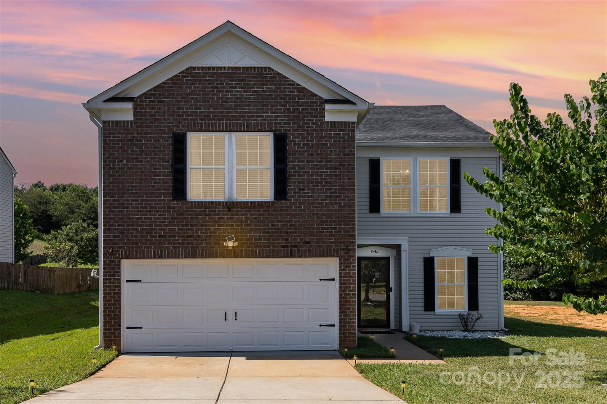3542 Crowders View Drive Property Photo 1
