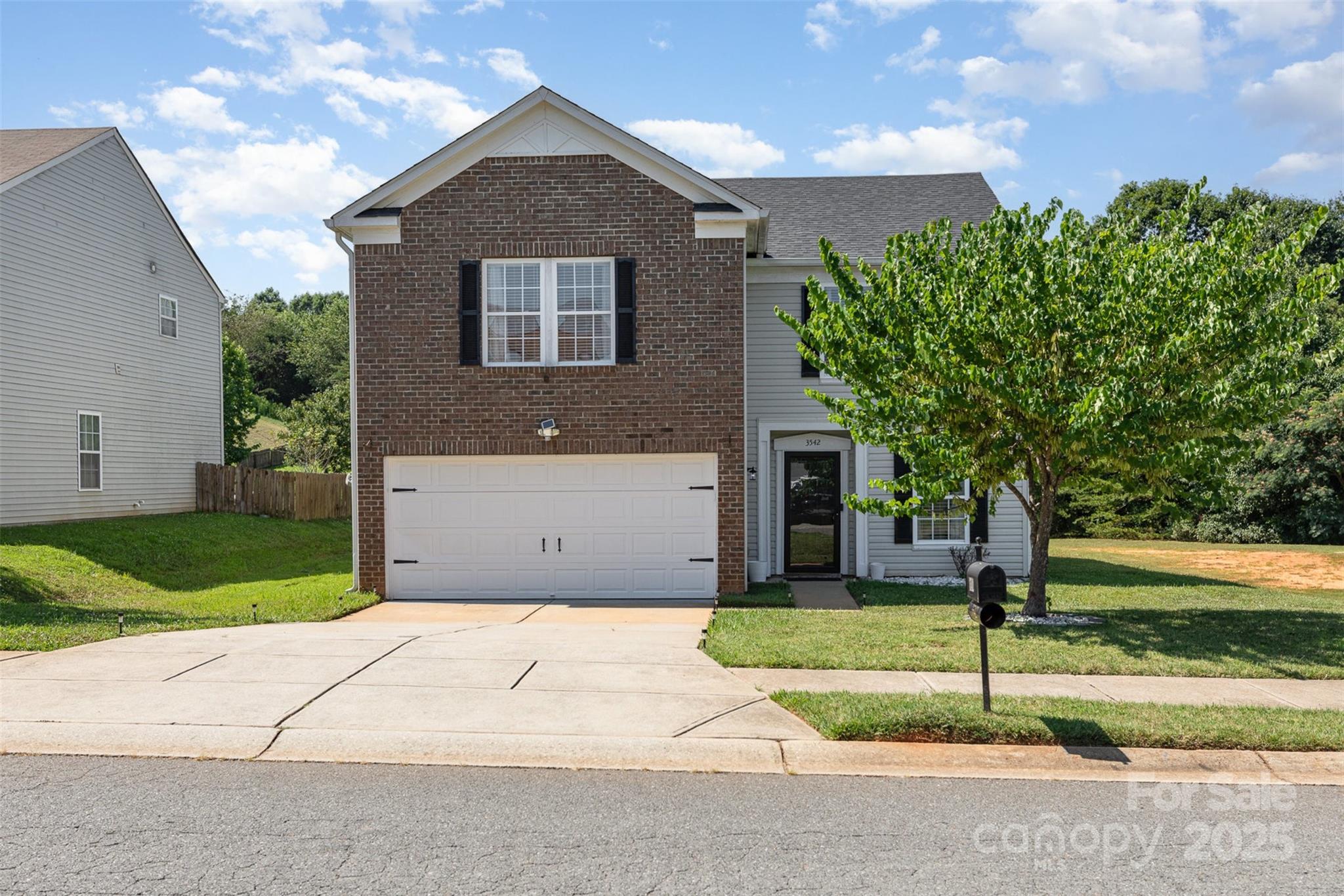 3542 Crowders View Drive Property Photo 2