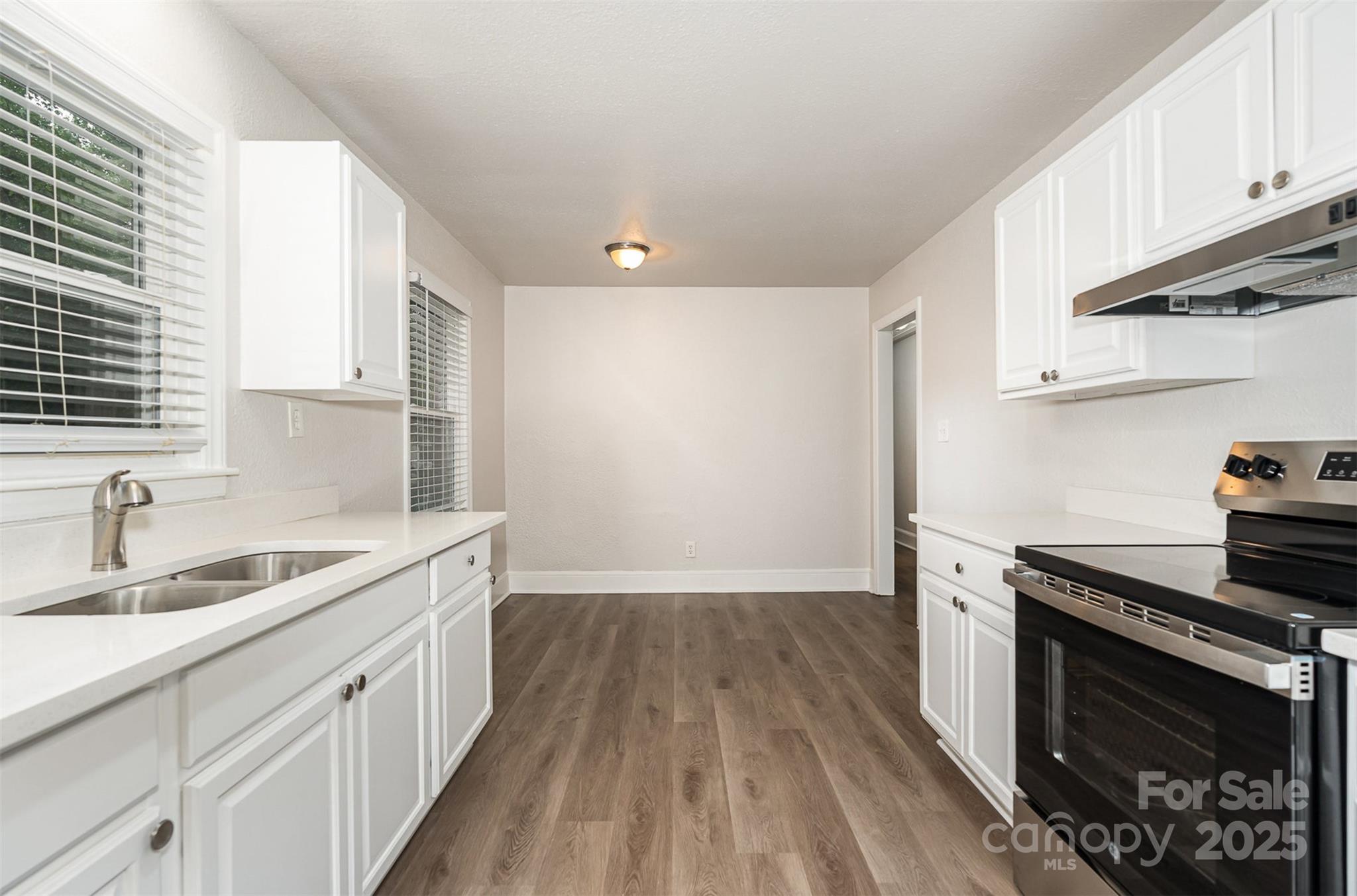 2314 Westerly Hills Drive Property Photo 12