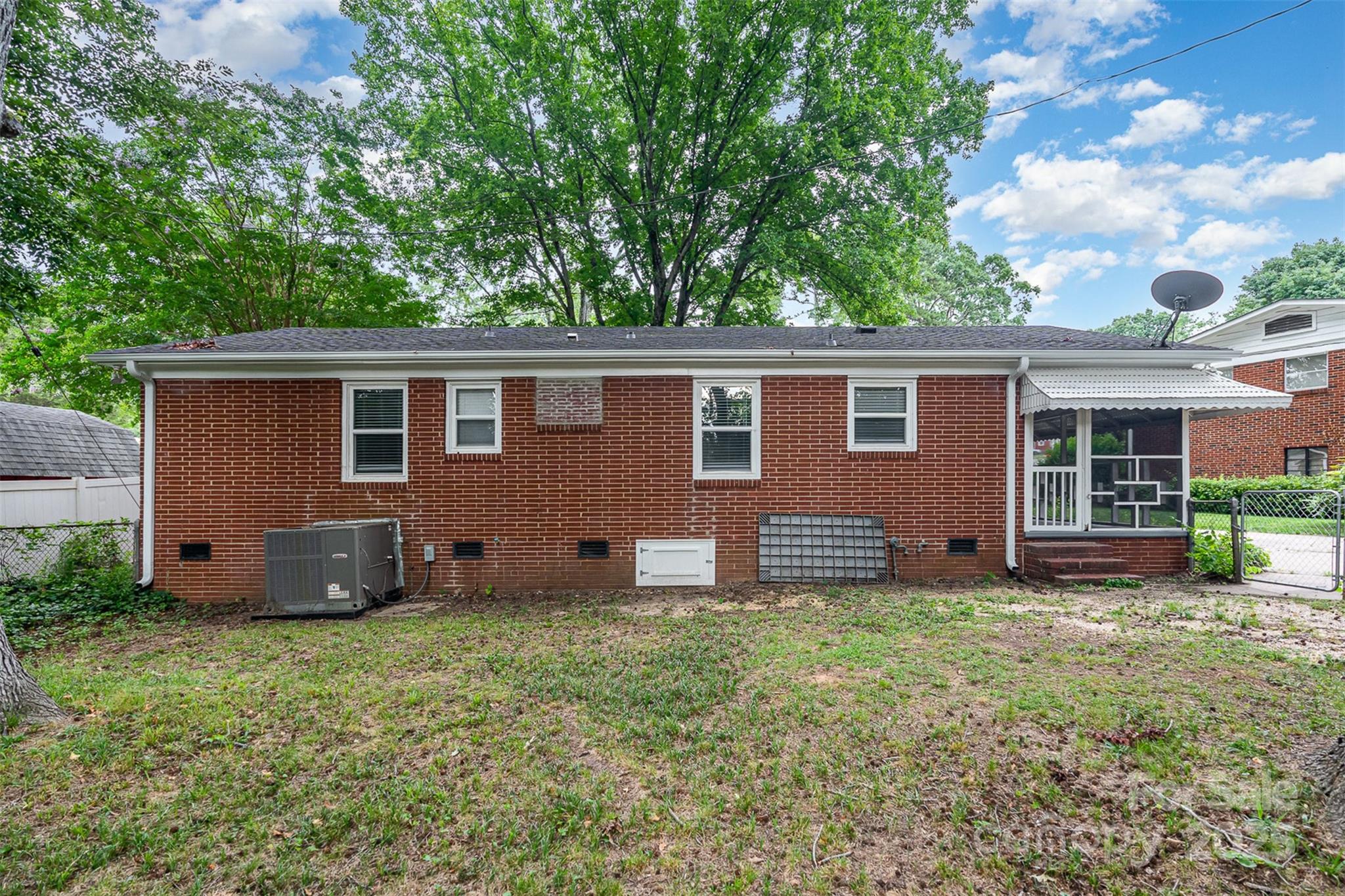 2314 Westerly Hills Drive Property Photo 24