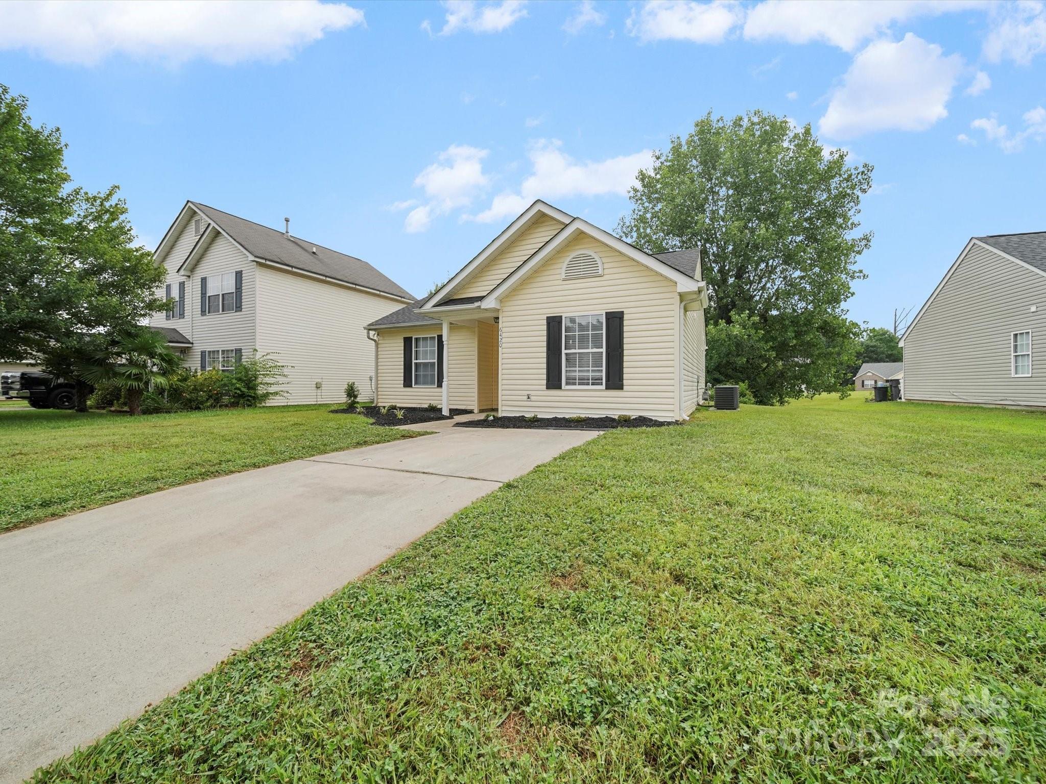 6420 Sunman Road Property Photo 1