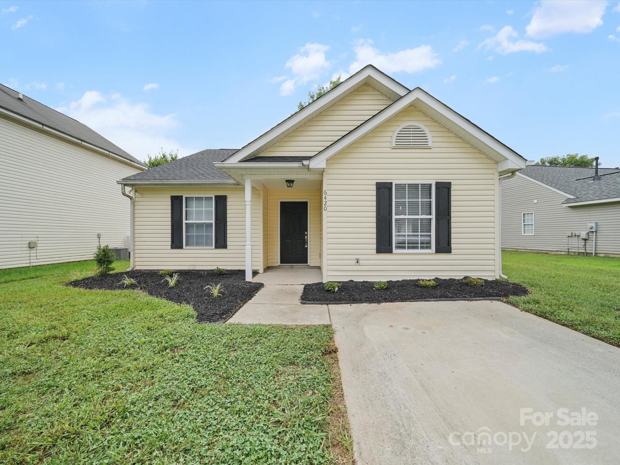 6420 Sunman Road Property Photo 2