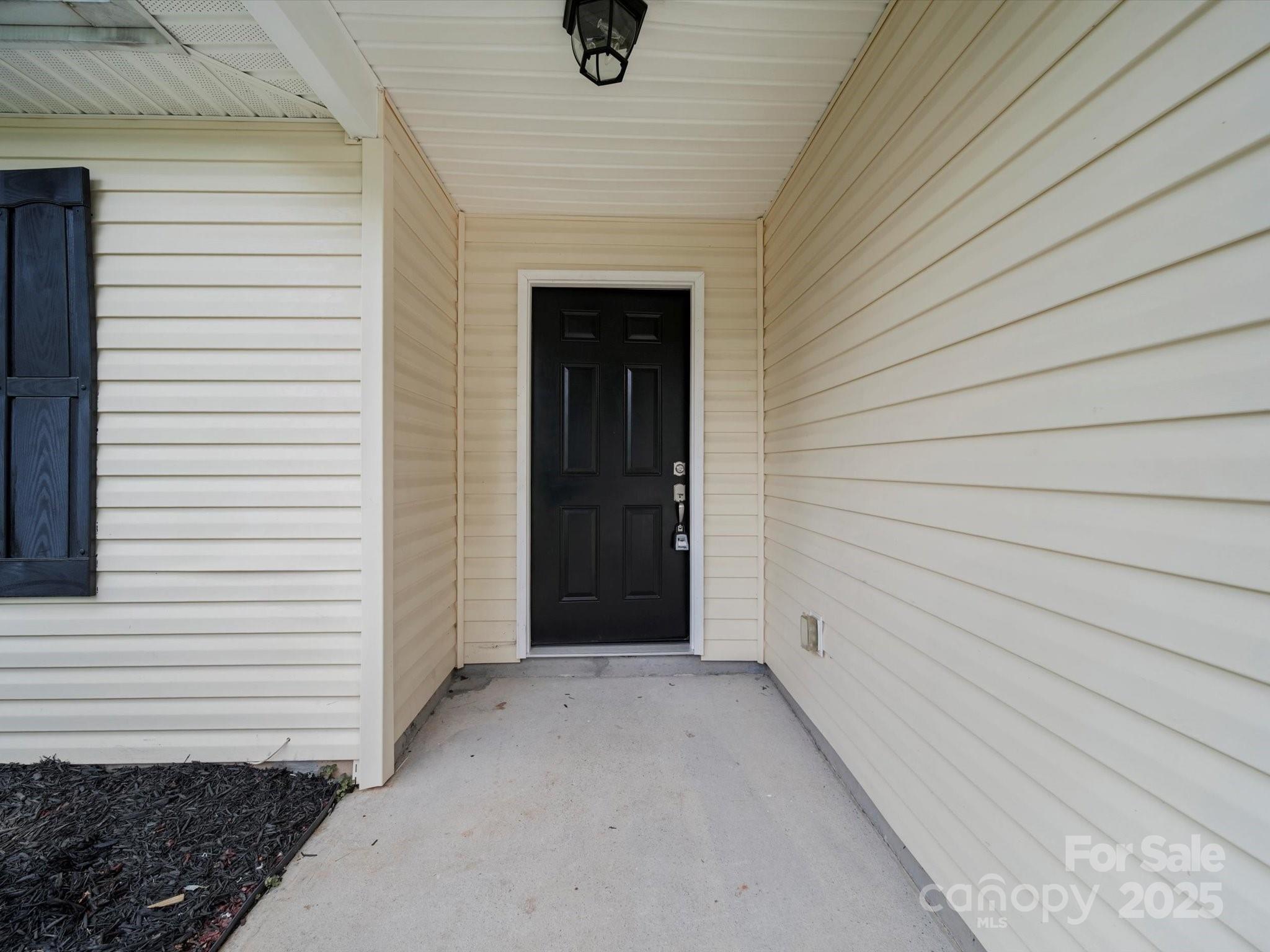 6420 Sunman Road Property Photo 4