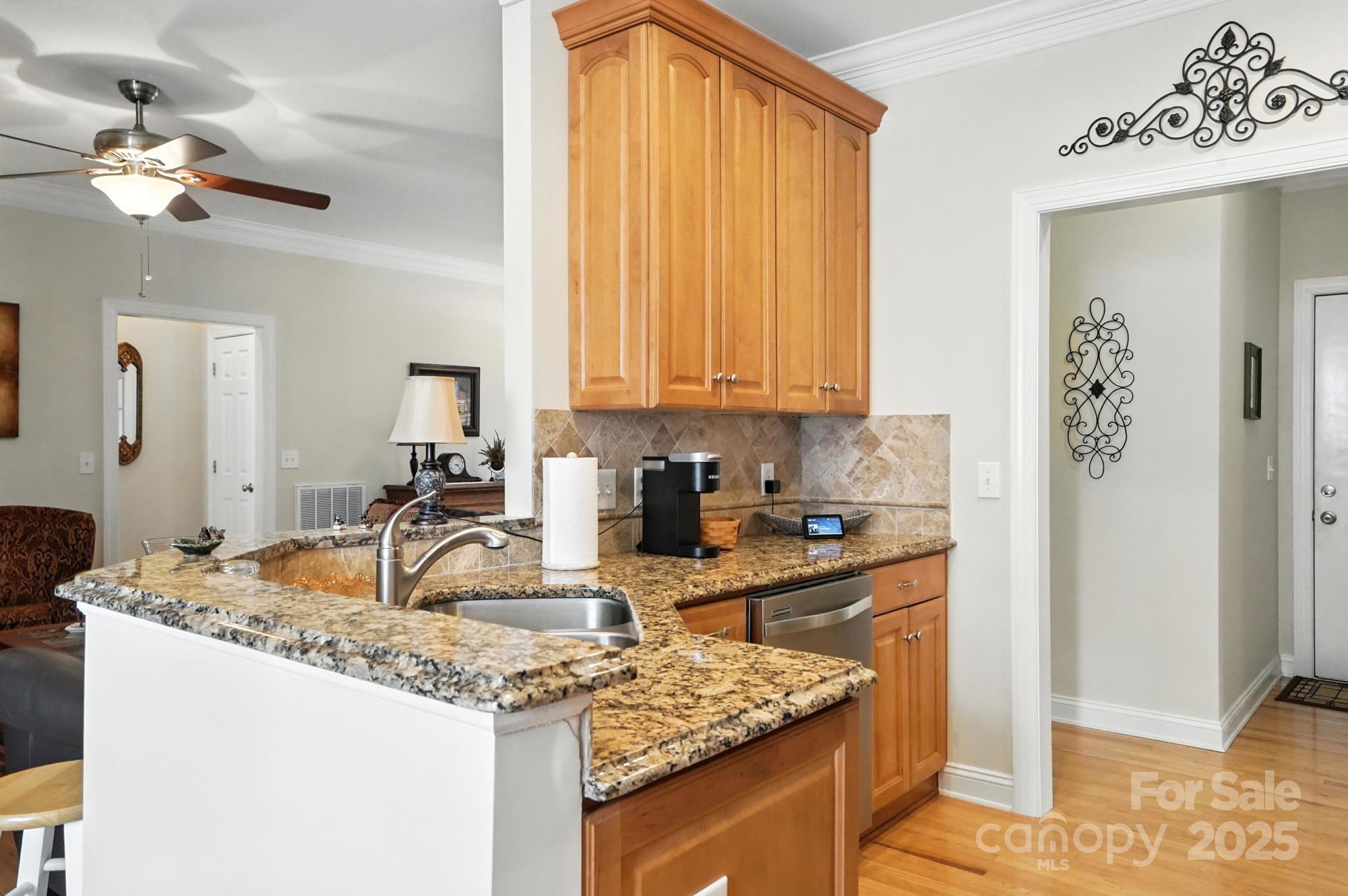 2300 Wednesbury Court Property Photo 9