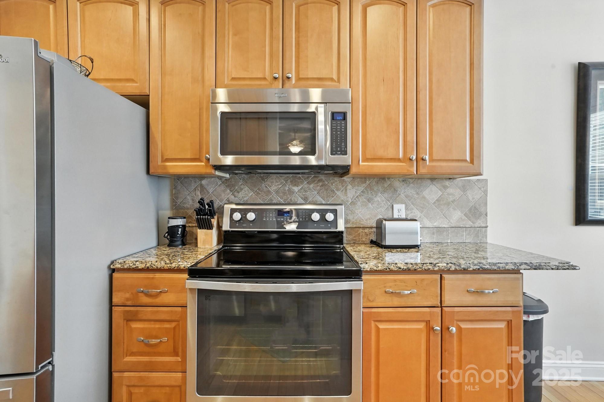 2300 Wednesbury Court Property Photo 11