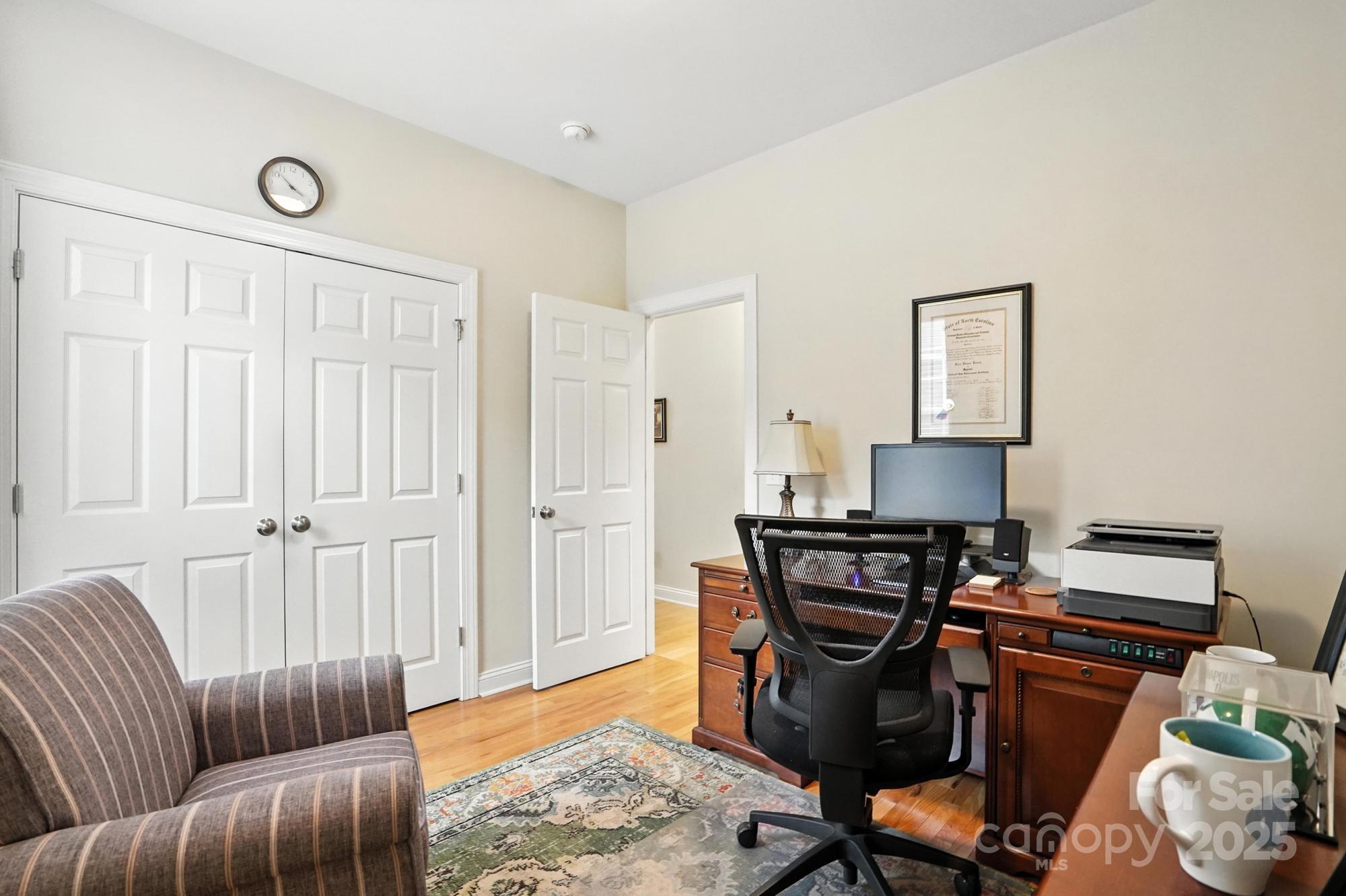2300 Wednesbury Court Property Photo 22
