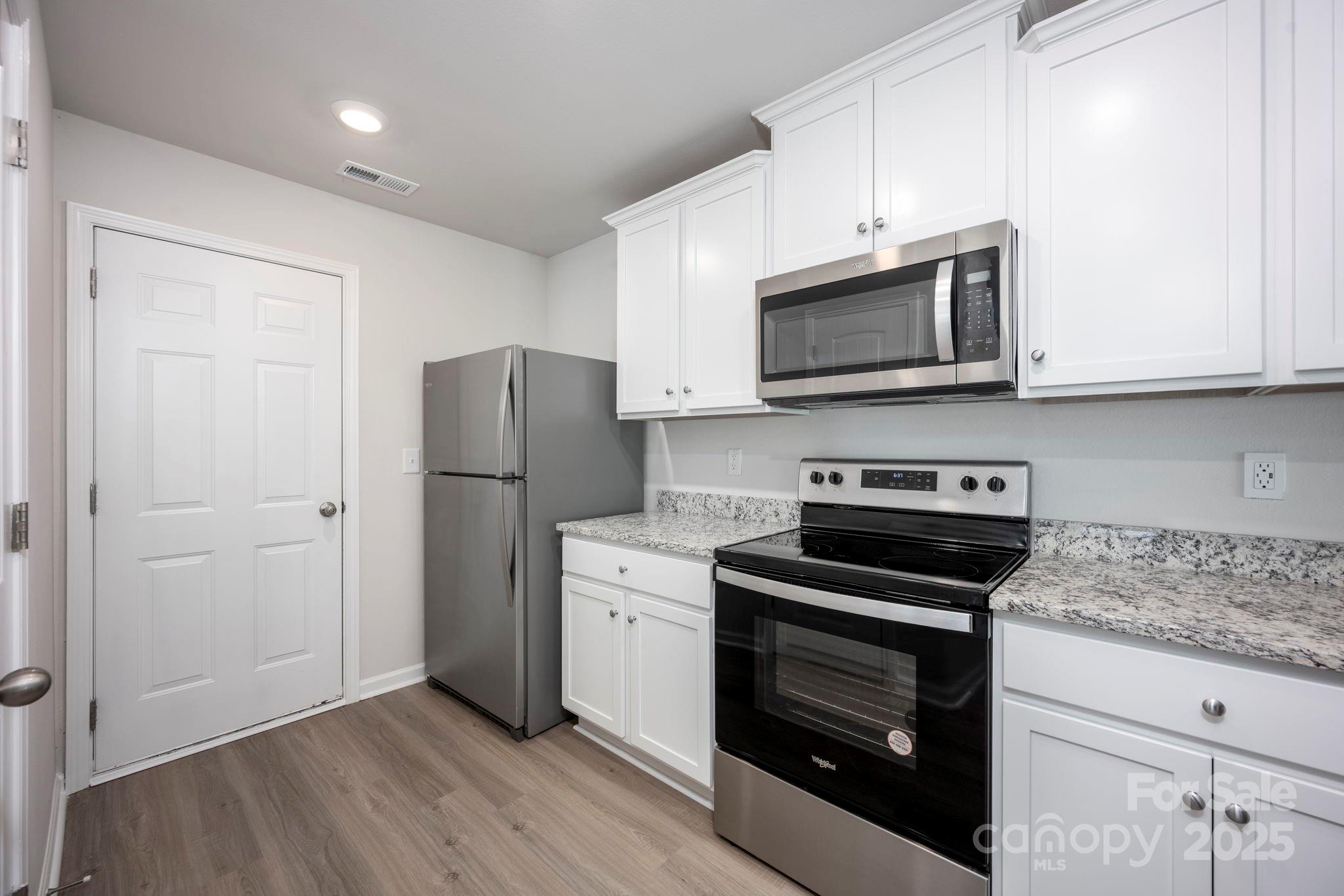 1565 Nia Road Property Photo 9