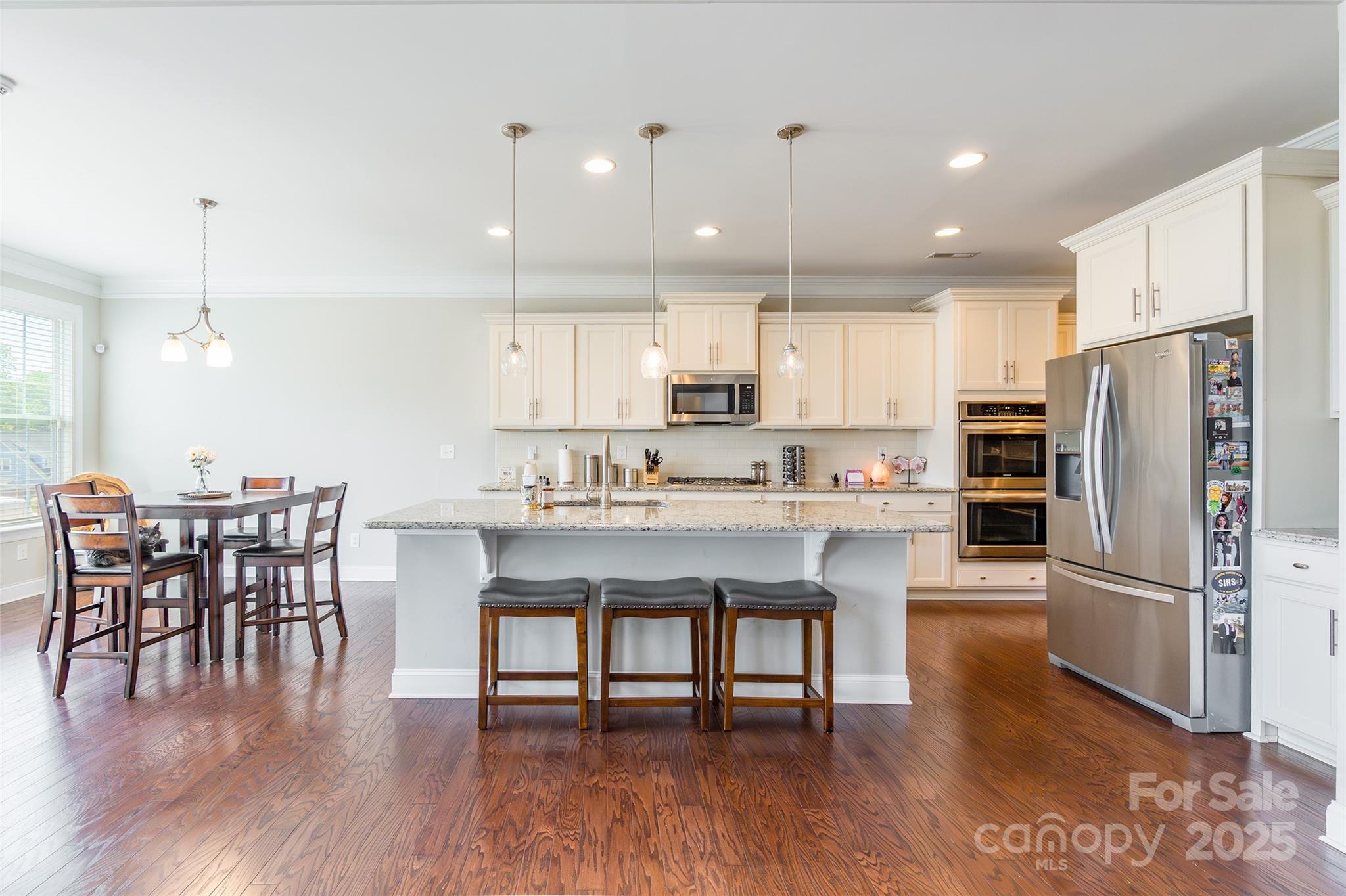 208 Canoe Pole Lane Property Photo 8