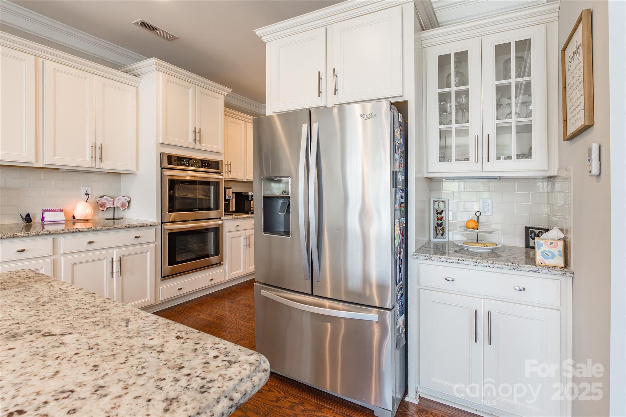 208 Canoe Pole Lane Property Photo 13