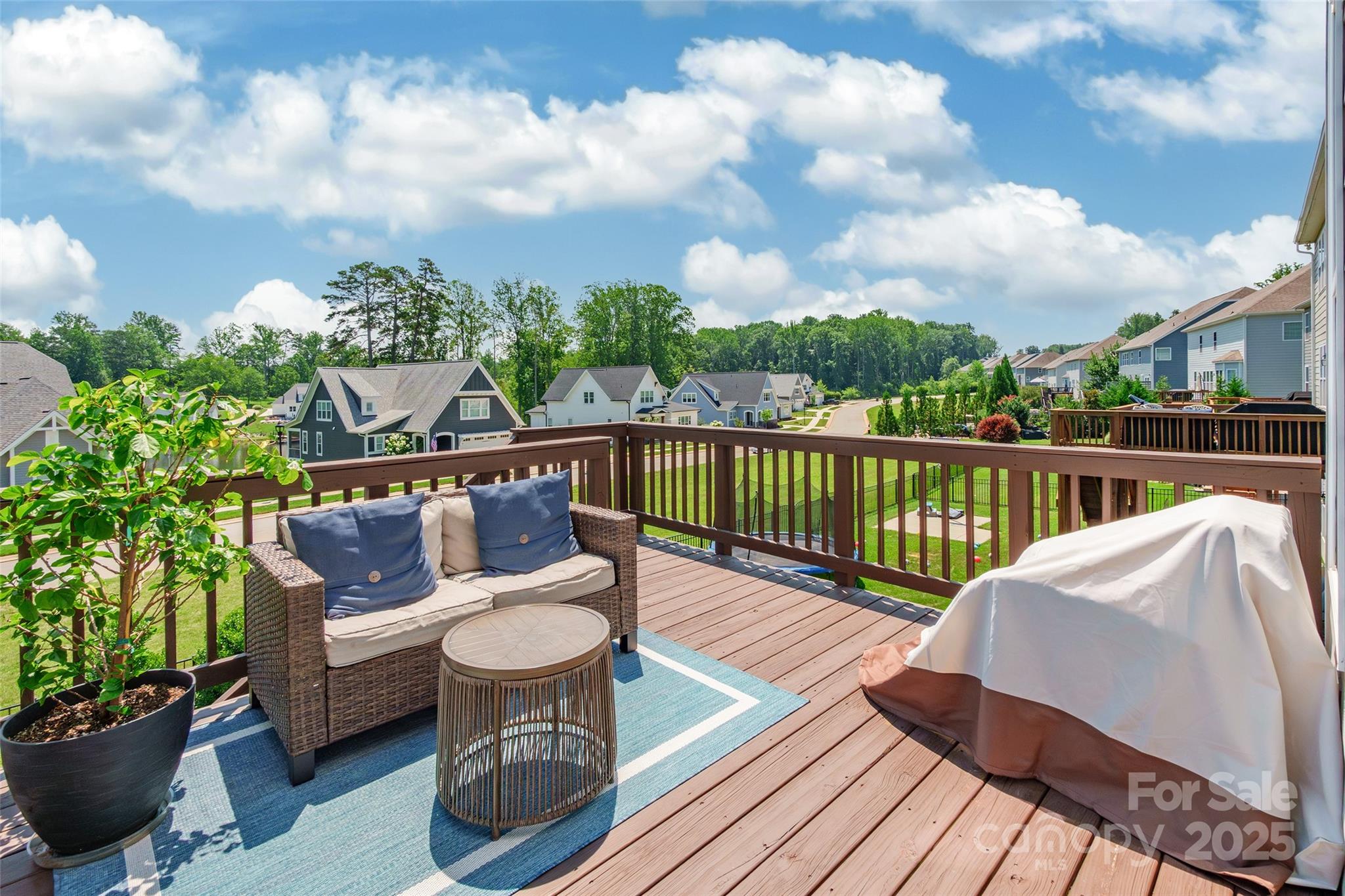208 Canoe Pole Lane Property Photo 41