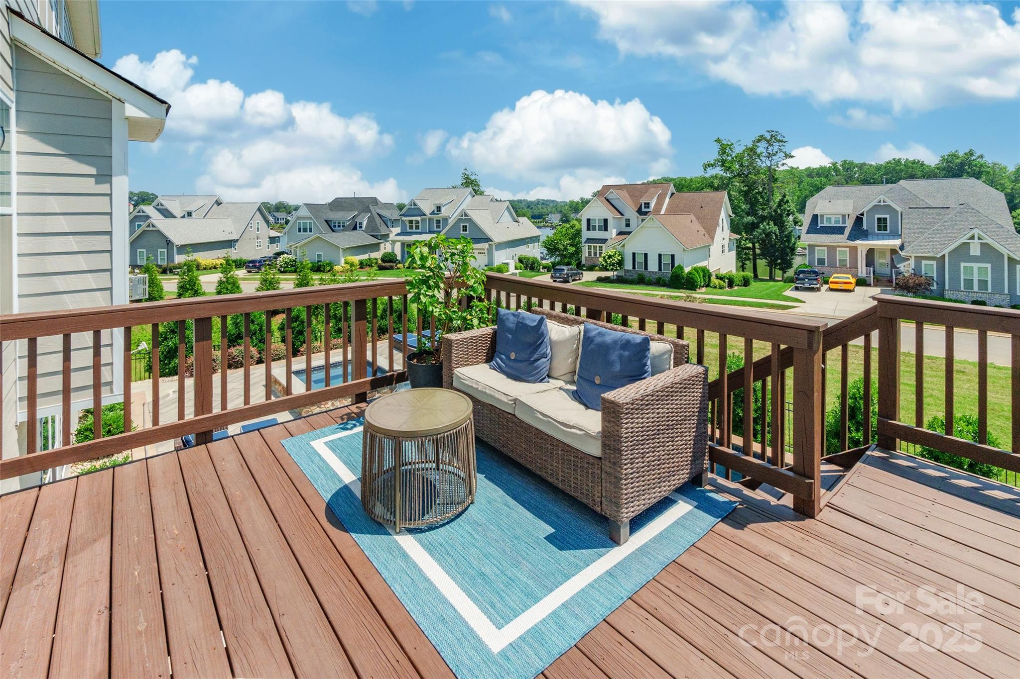 208 Canoe Pole Lane Property Photo 42