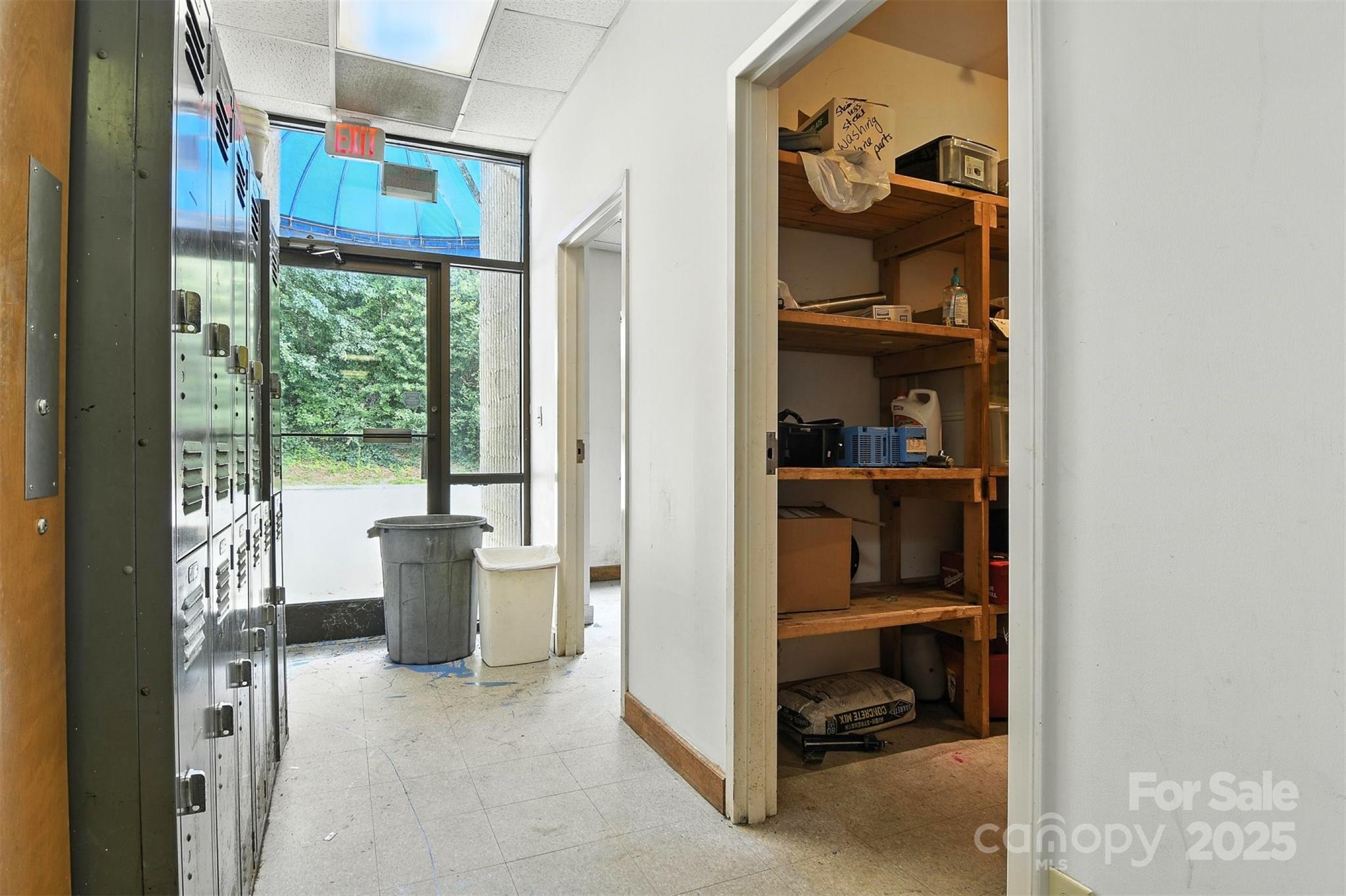 2931 N Center Street Property Photo 25